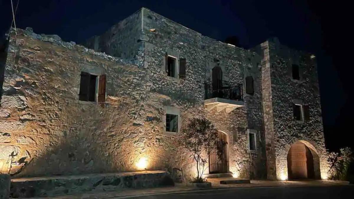 Old Venetian castle villa