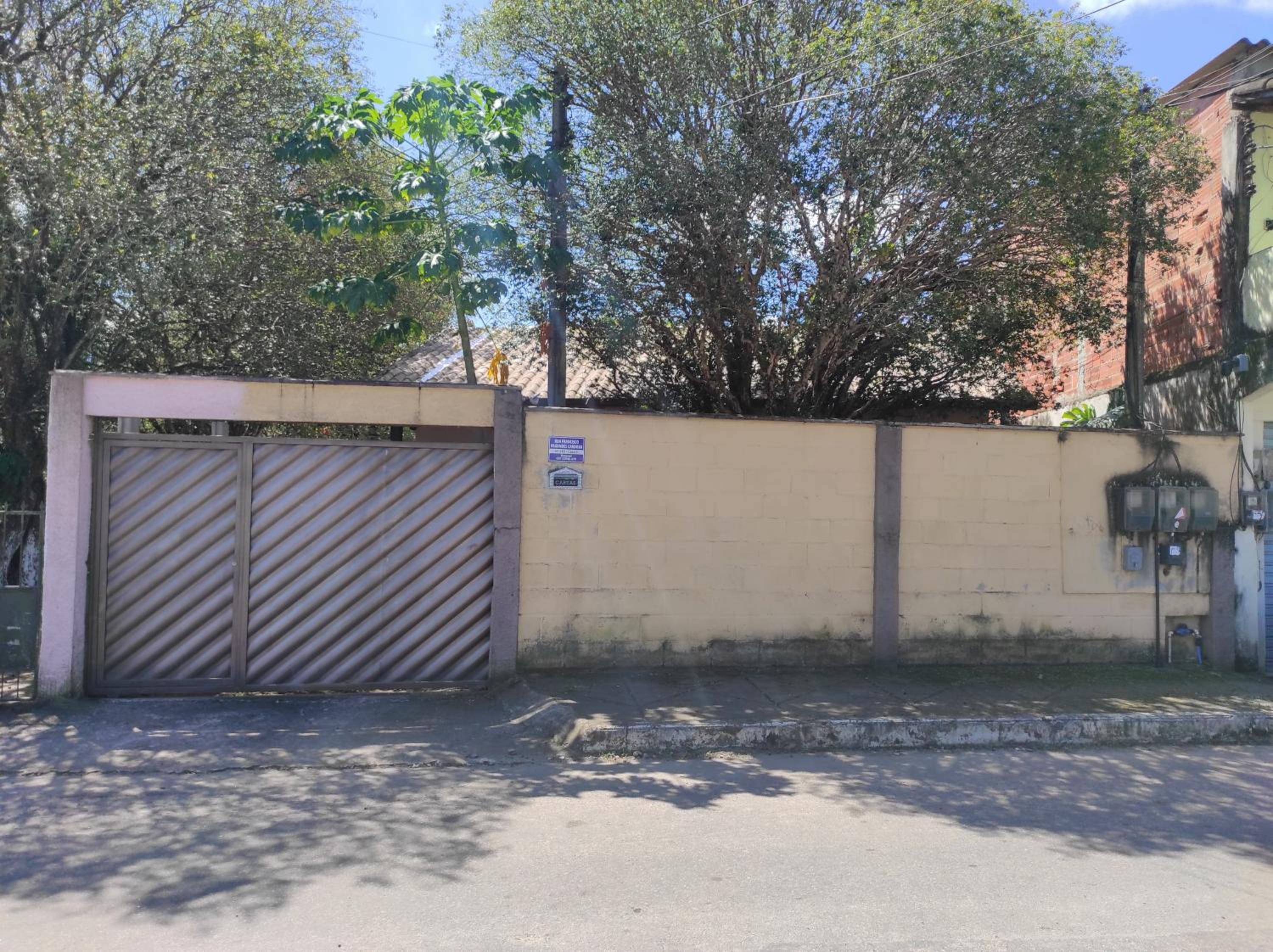 Casa 2 qtos, sendo suíte com cama Queen ar condicionado
