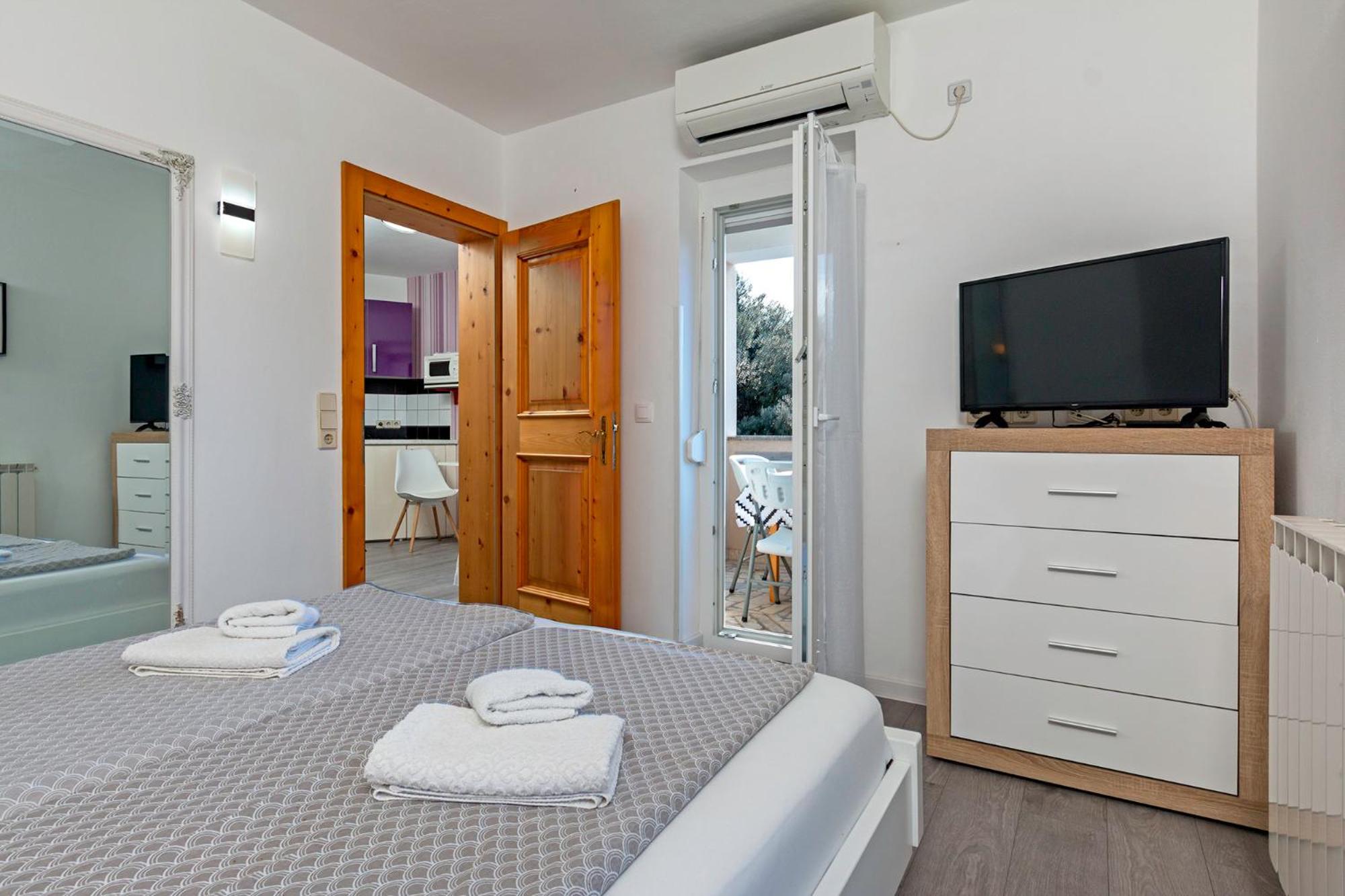 Apartments Antic