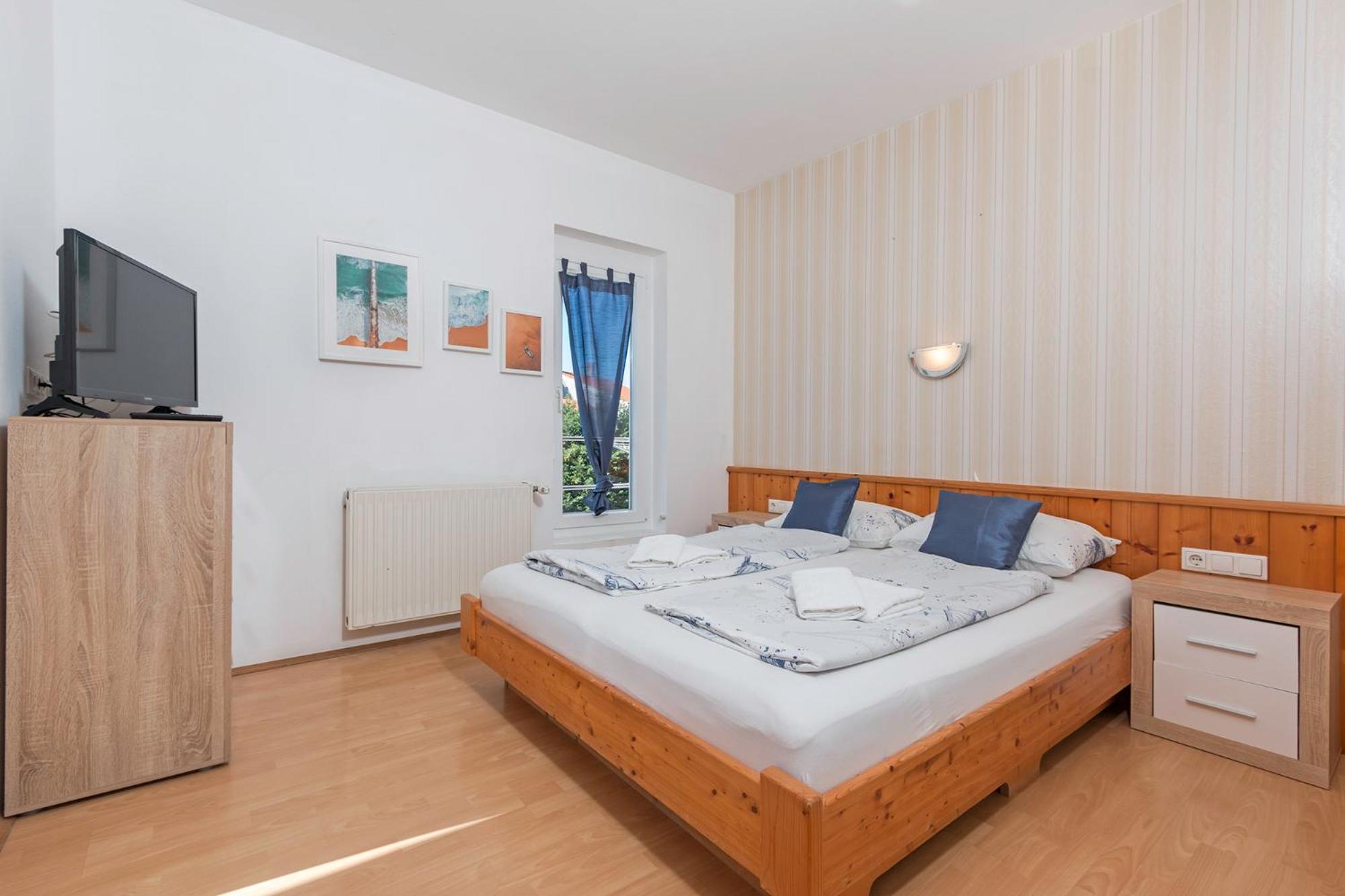 Apartments Antic