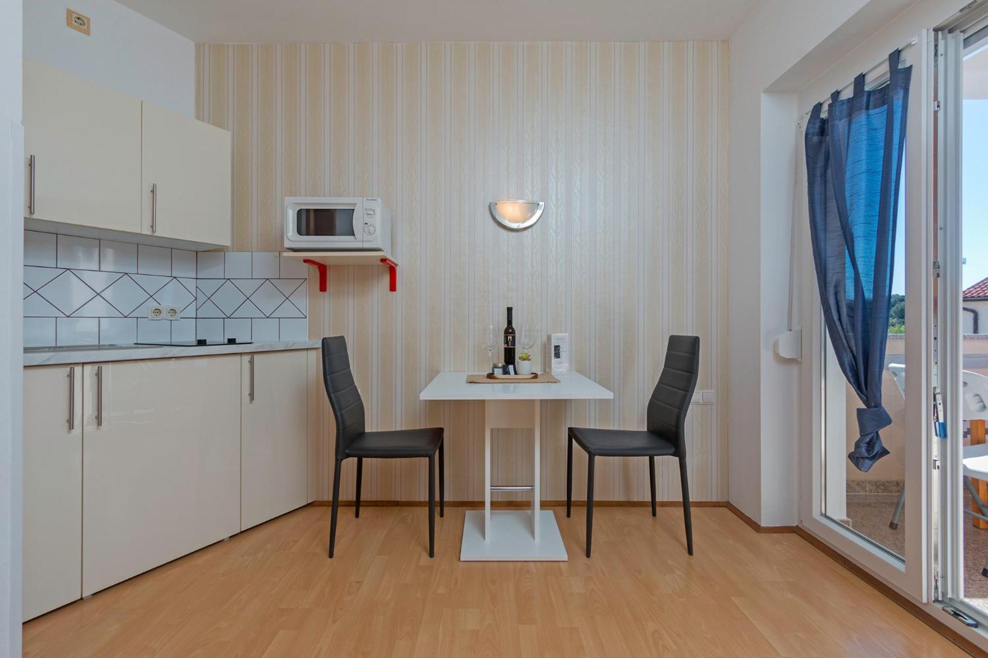 Apartments Antic