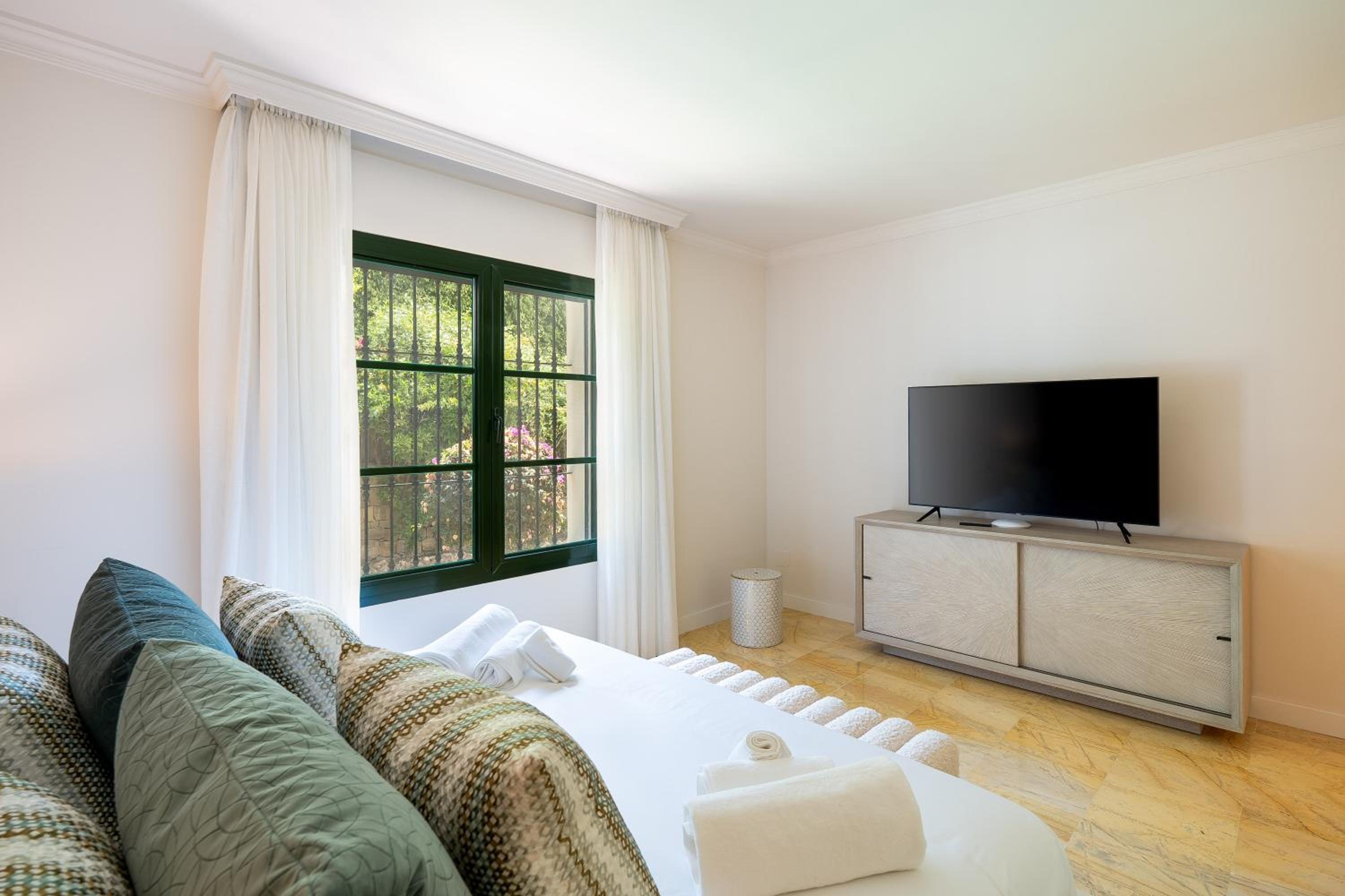 Villa Shakira, Sierra Blanca, Marbella