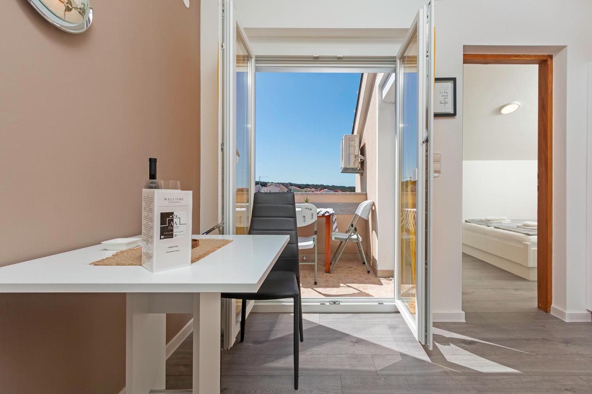 Apartments Antic