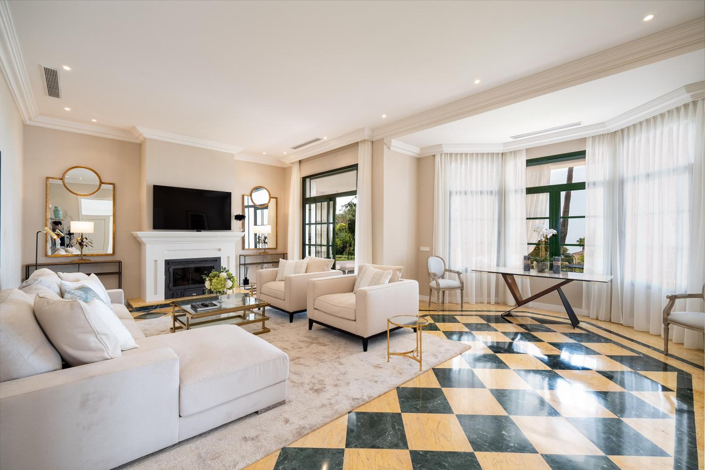 Villa Shakira, Sierra Blanca, Marbella