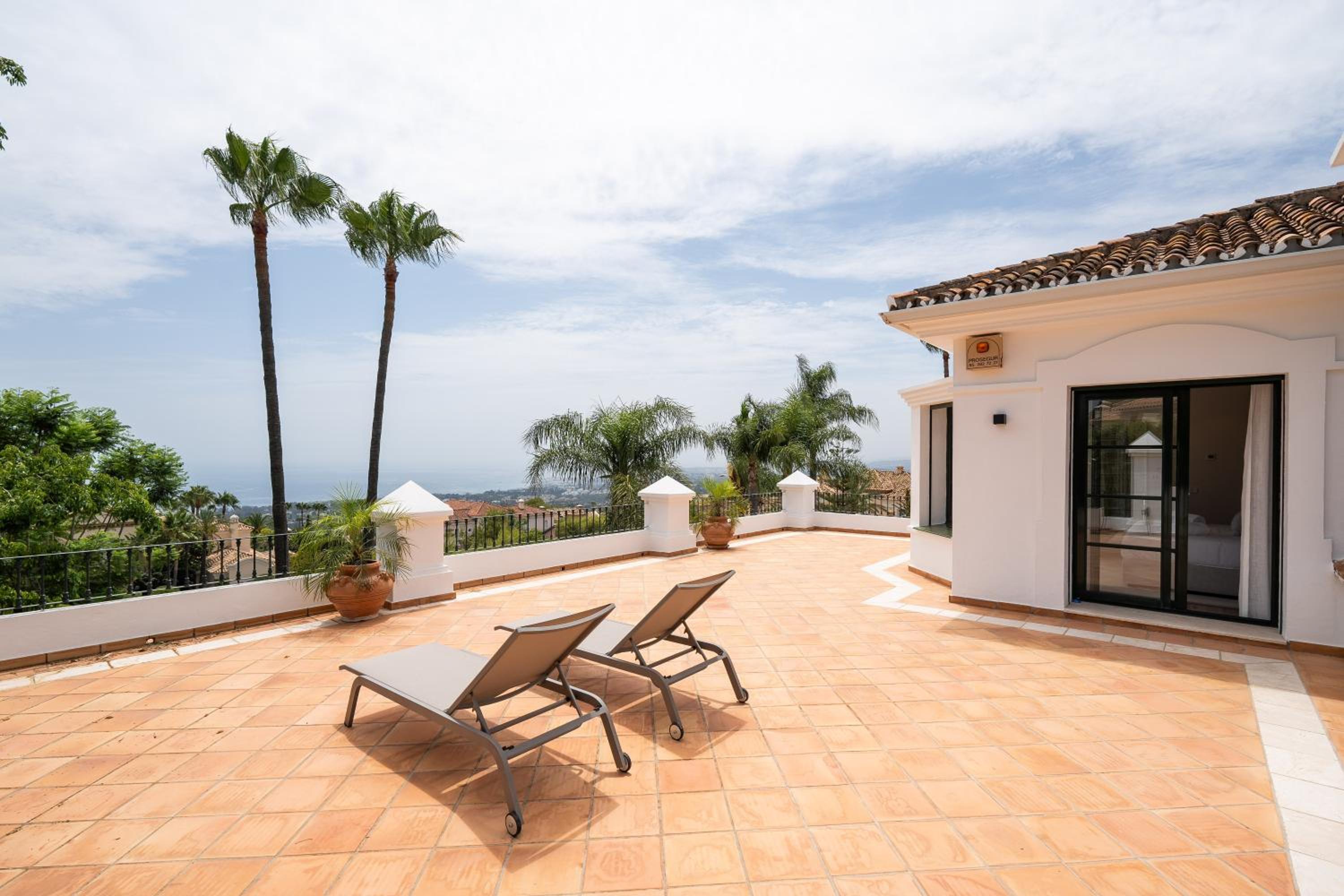 Villa Shakira, Sierra Blanca, Marbella