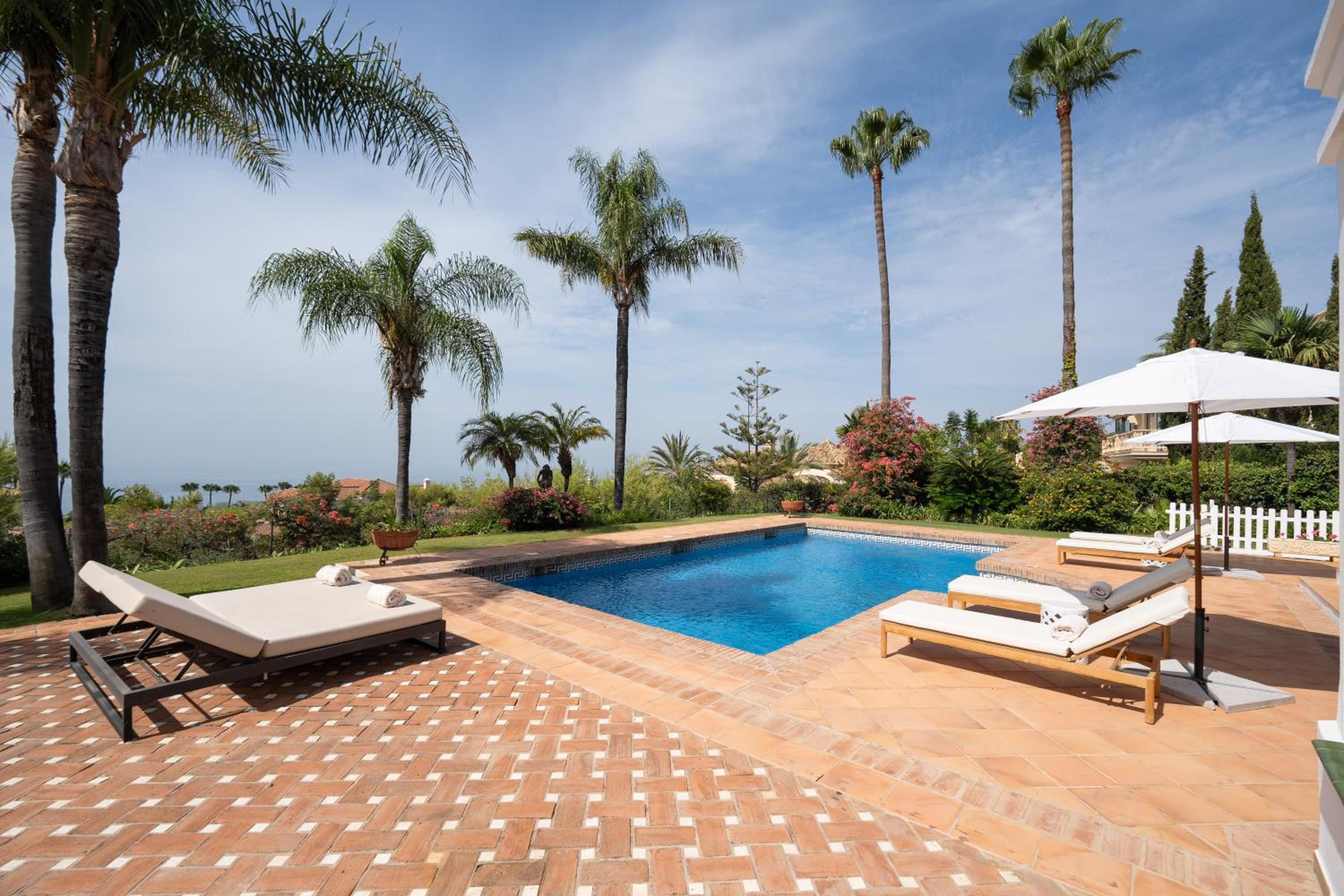 Villa Shakira, Sierra Blanca, Marbella