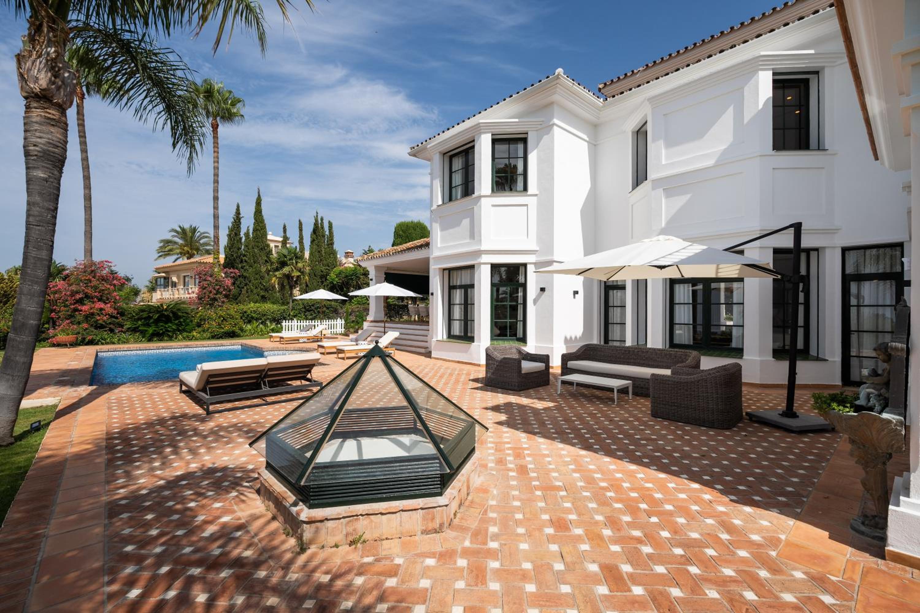 Villa Shakira, Sierra Blanca, Marbella