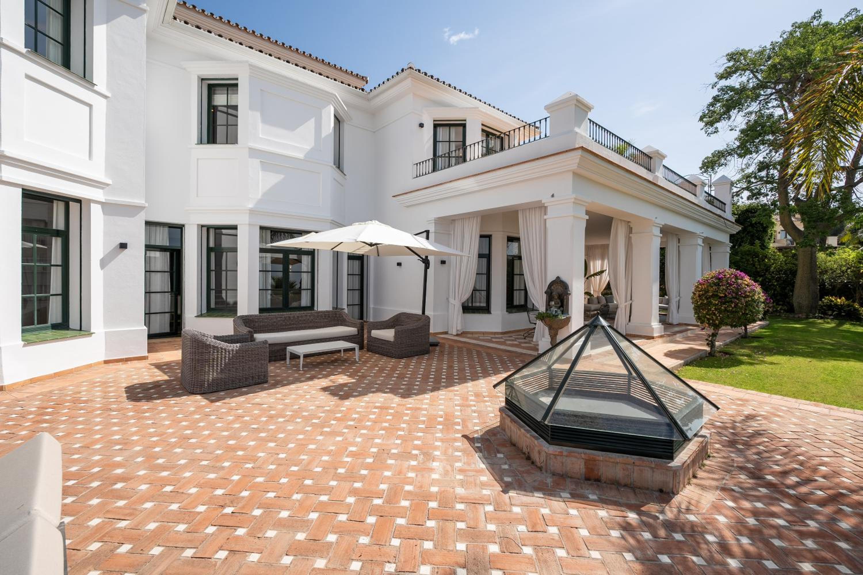 Villa Shakira, Sierra Blanca, Marbella
