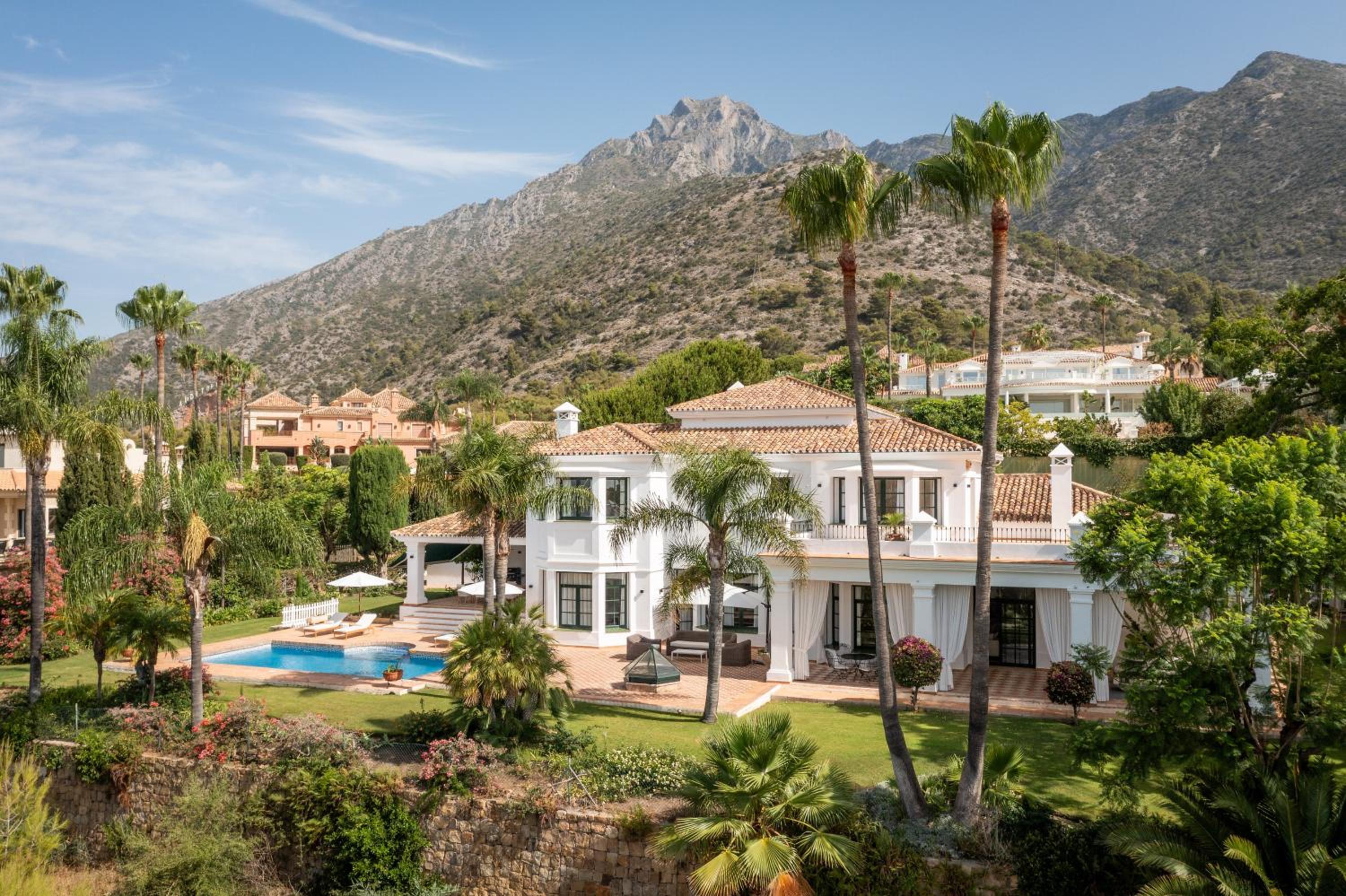 Villa Shakira, Sierra Blanca, Marbella
