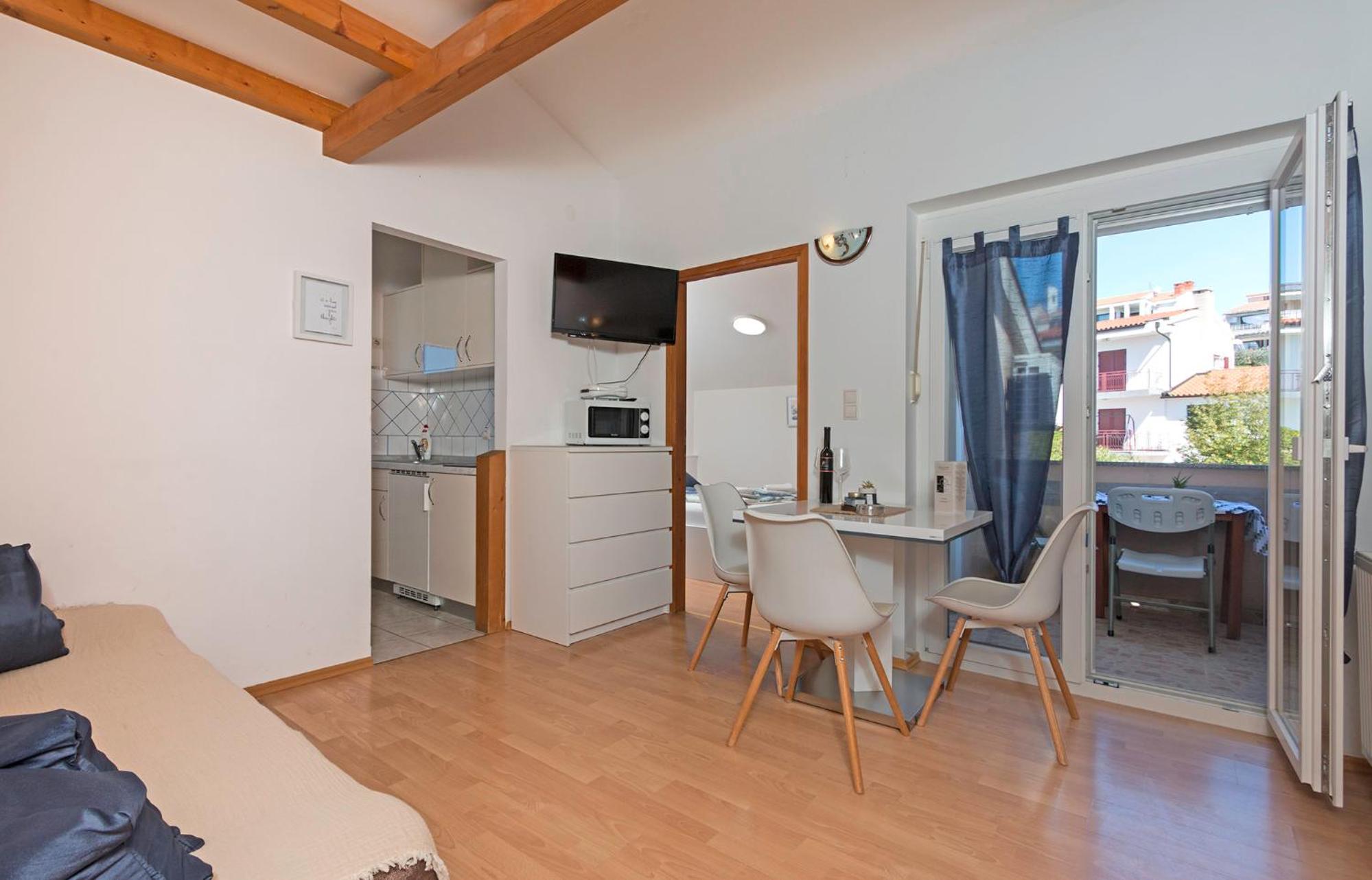 Apartments Antic