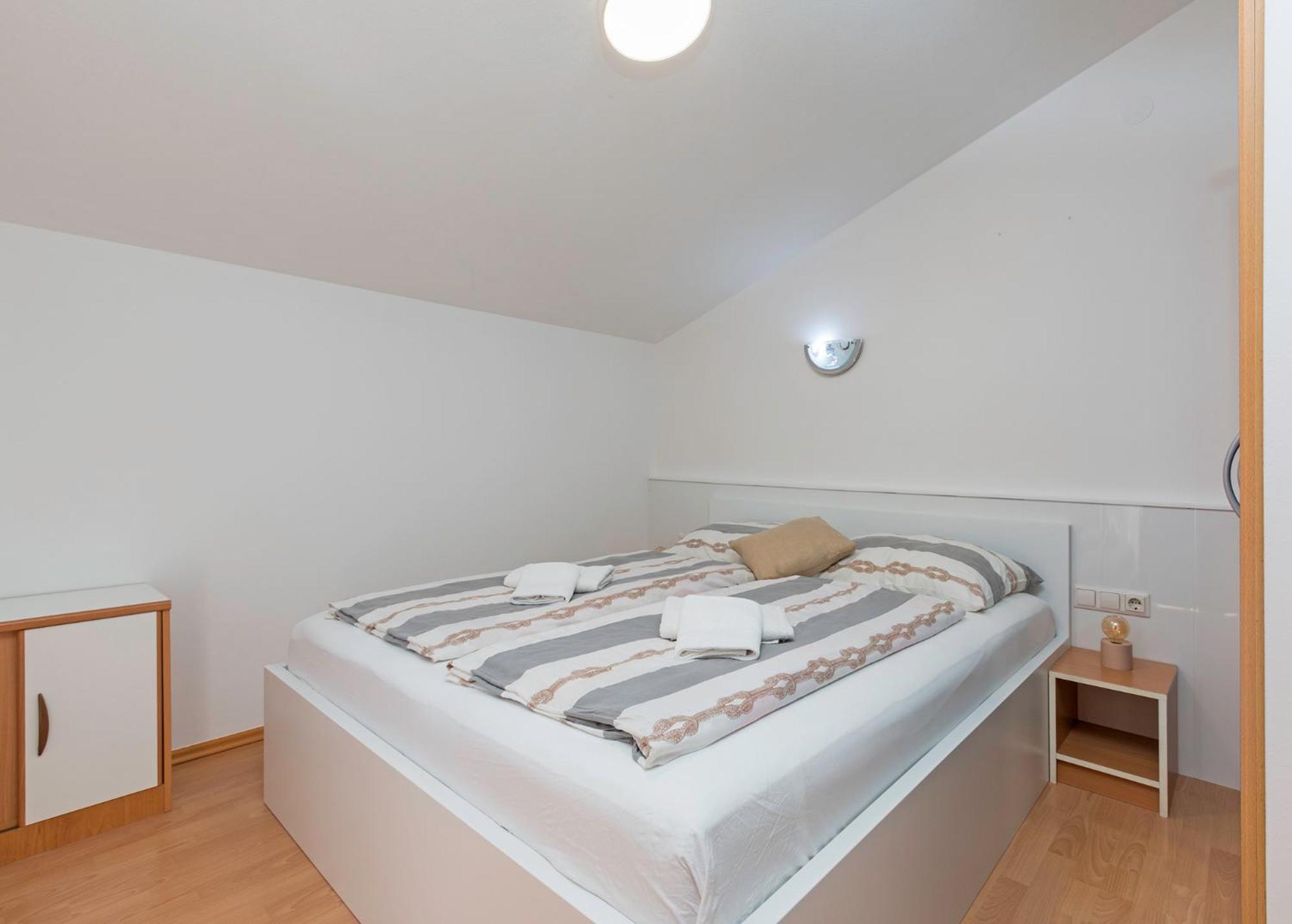 Apartments Antic