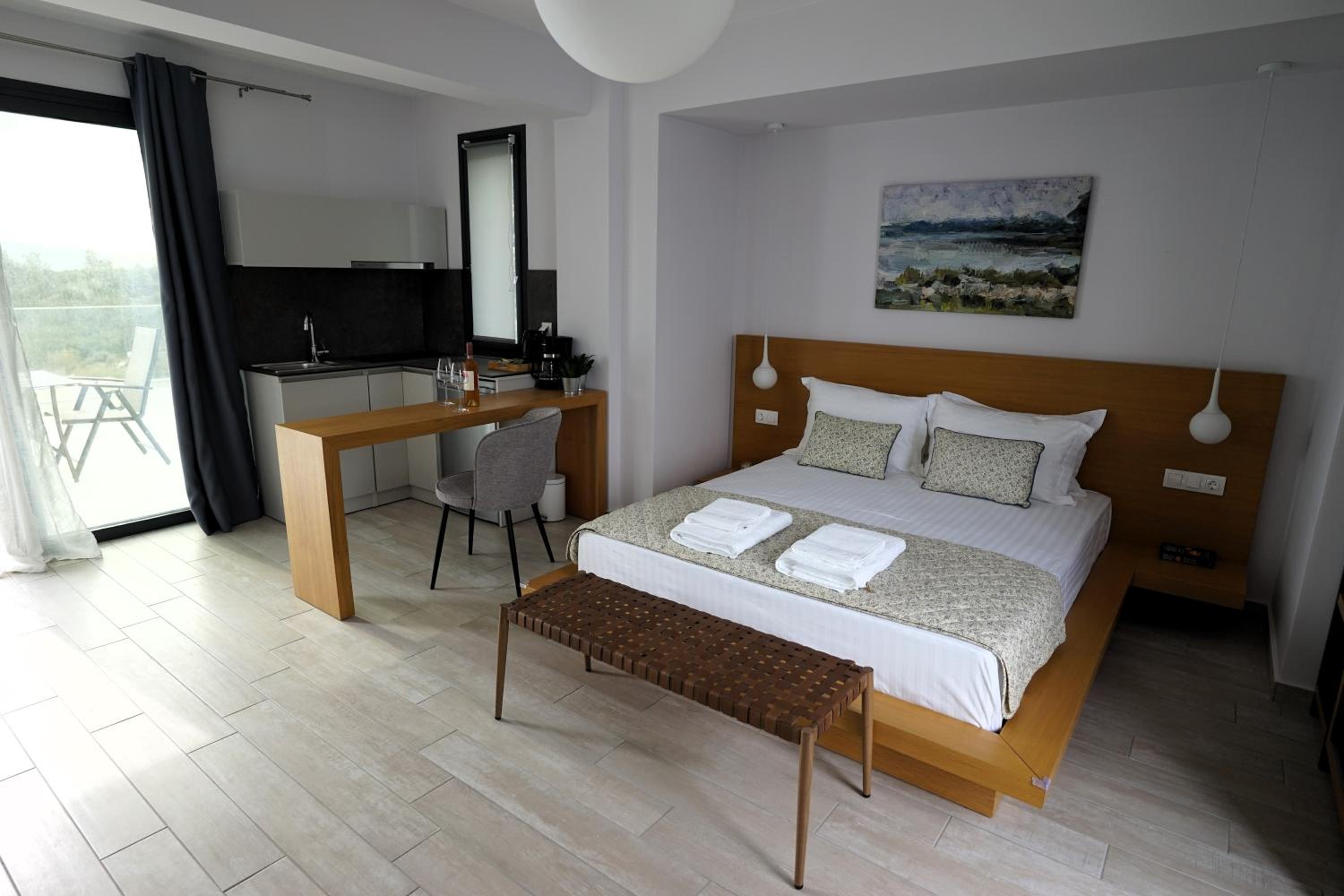 Acra Melia