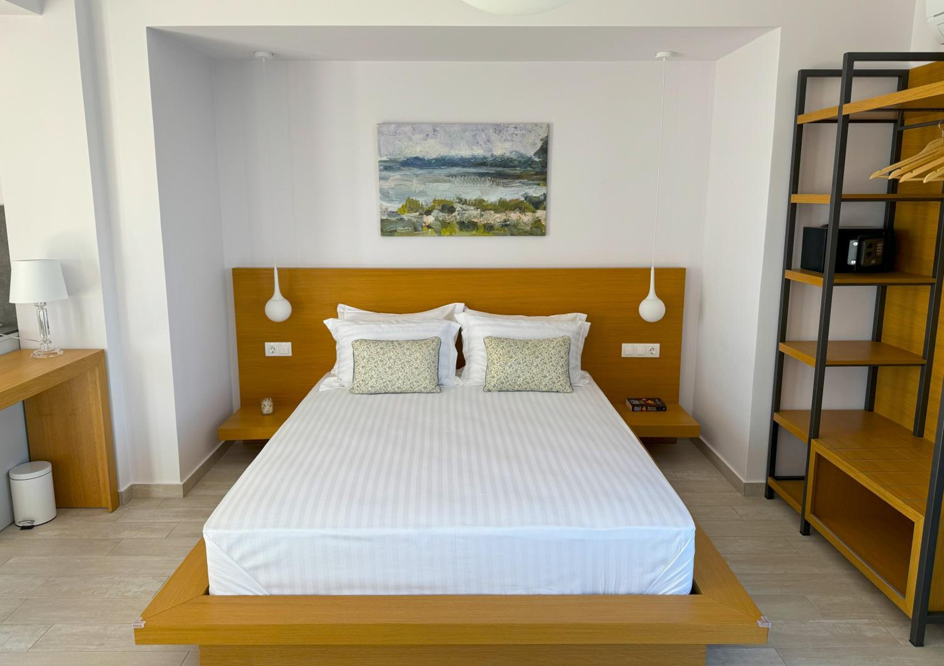 Acra Melia