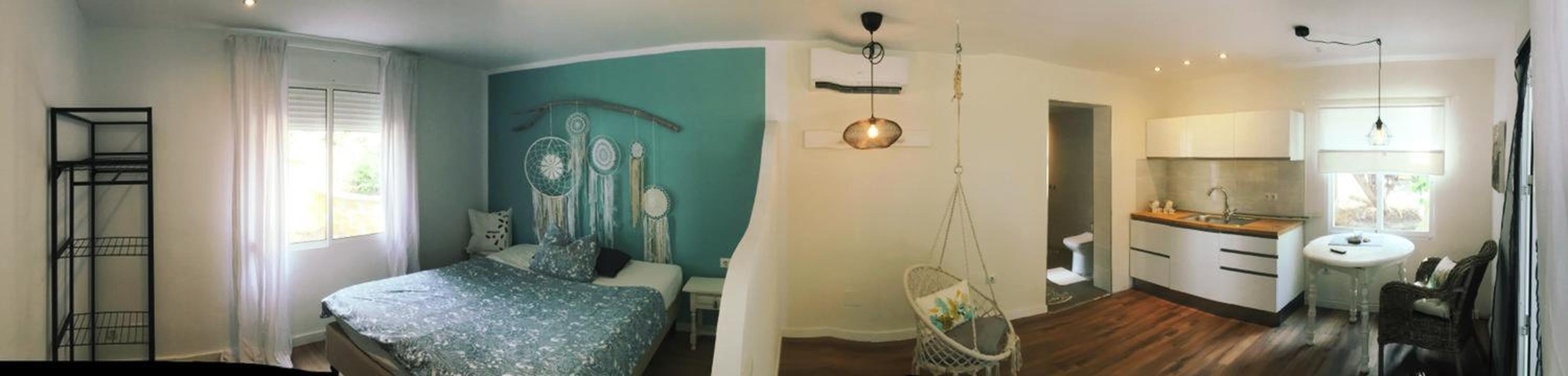 Guesthouse Sleeps 2 - Pool Access