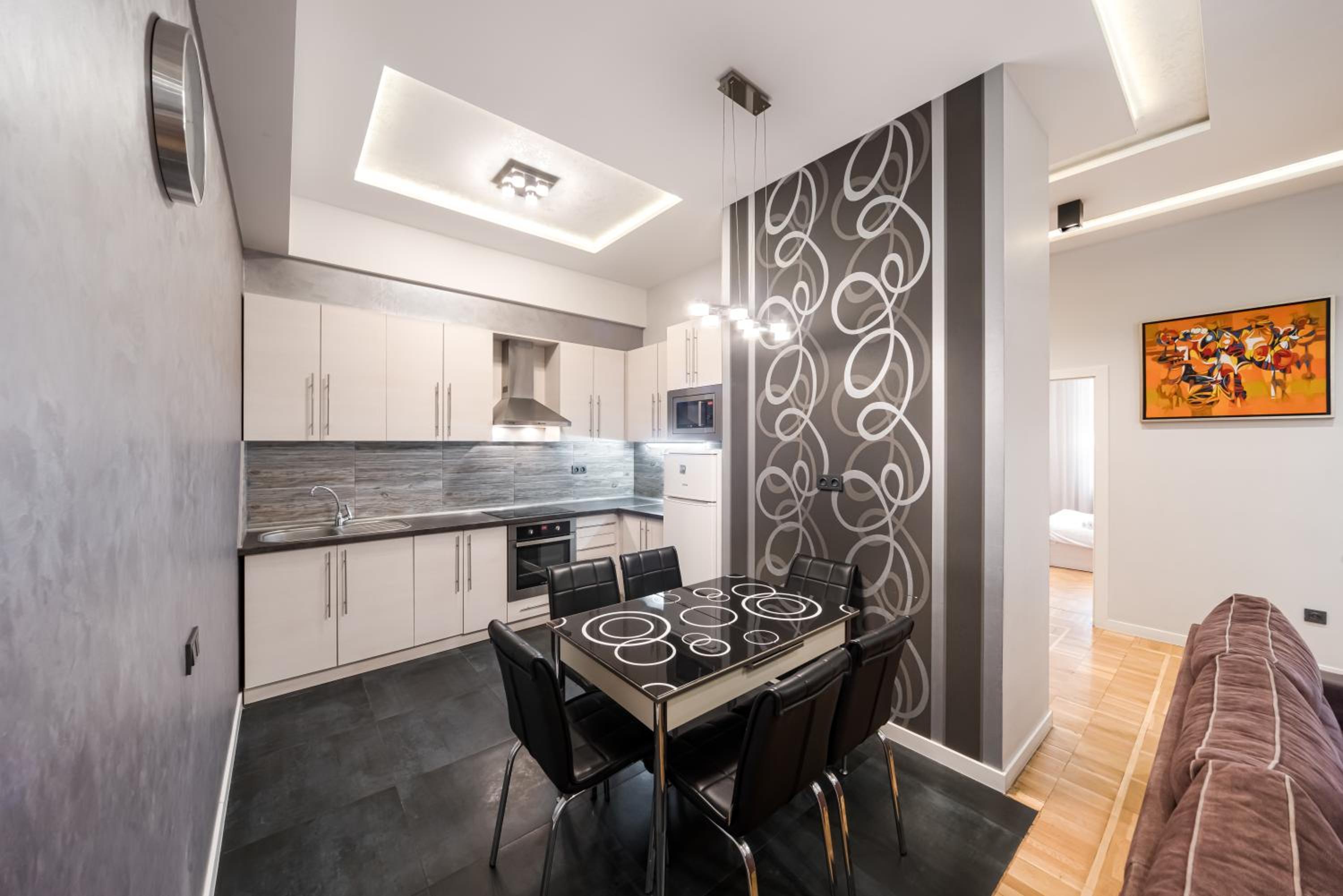 2-BDR/Abovyan str/Downtown/Modern apartment