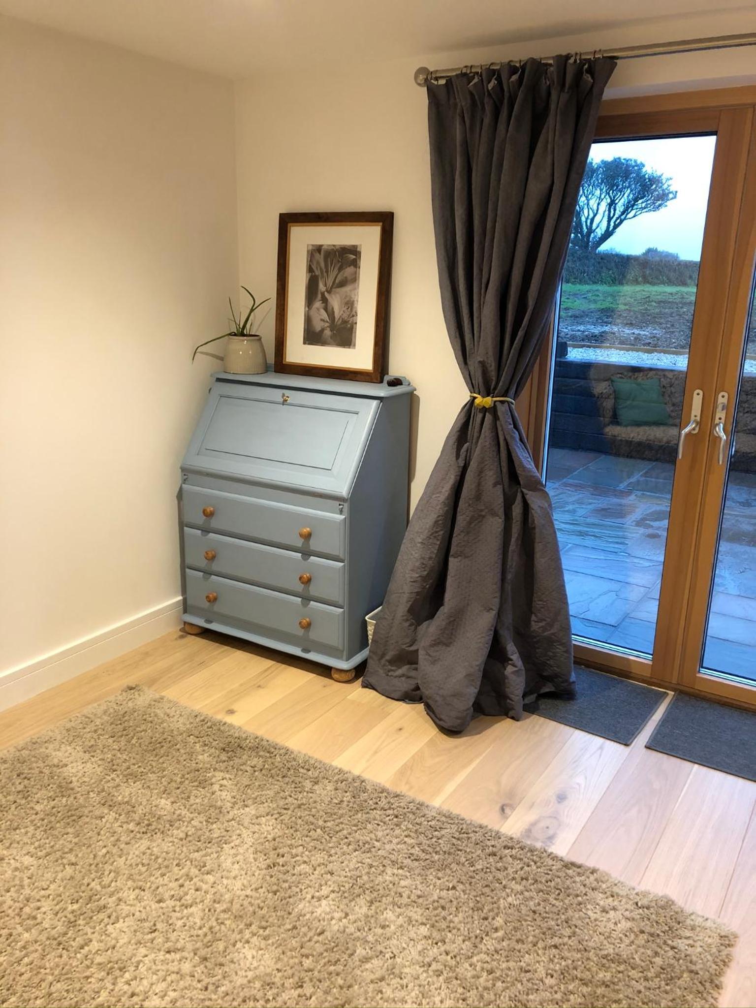 Apple Tree Barn - converted barn with meadow views view 4