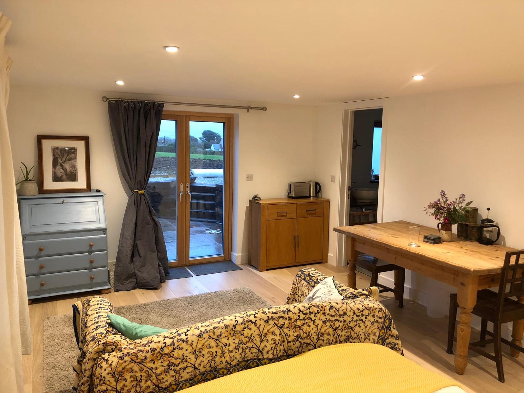 Apple Tree Barn - converted barn with meadow views view 5