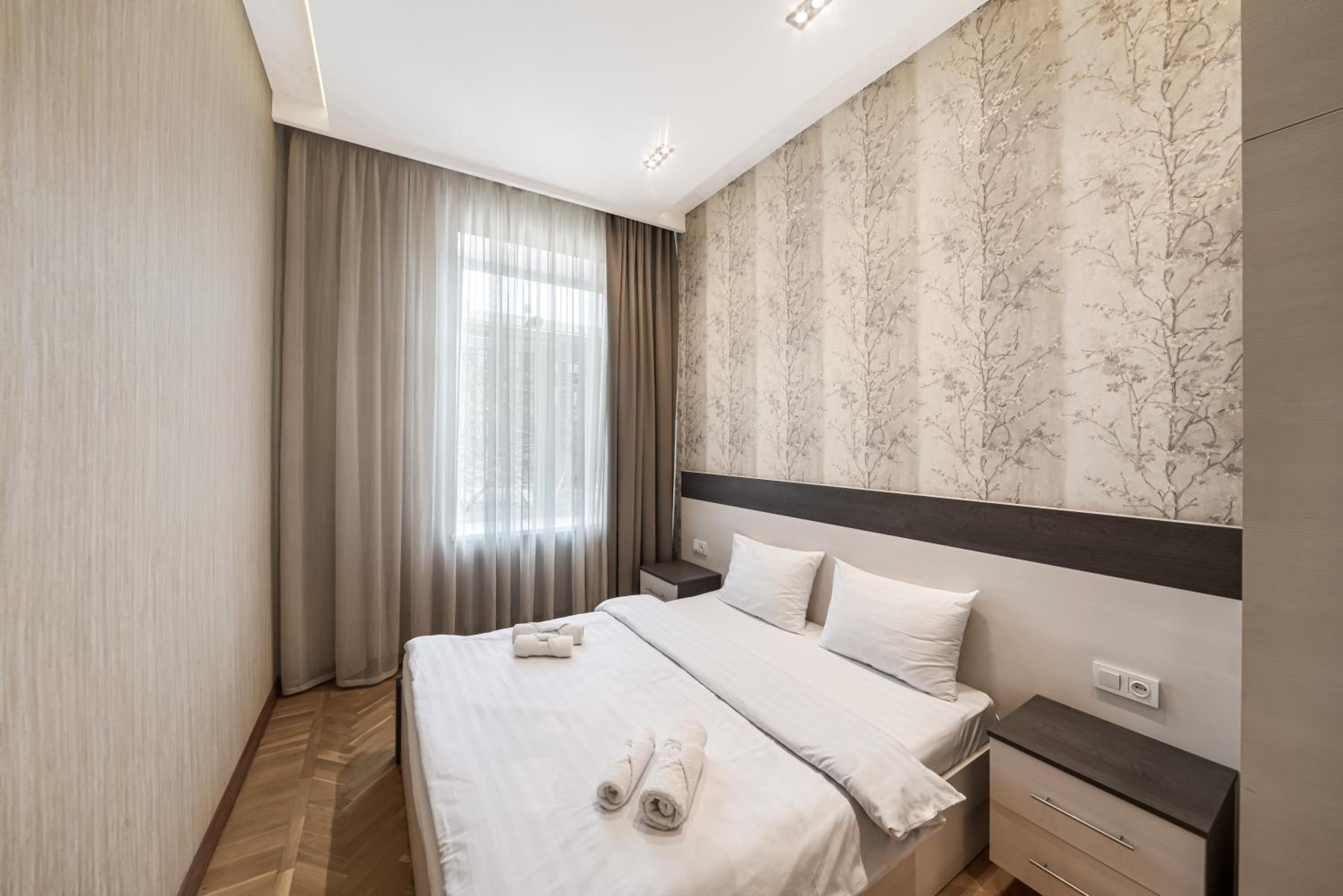 2-BDR/Abovyan str/Downtown/Modern apartment