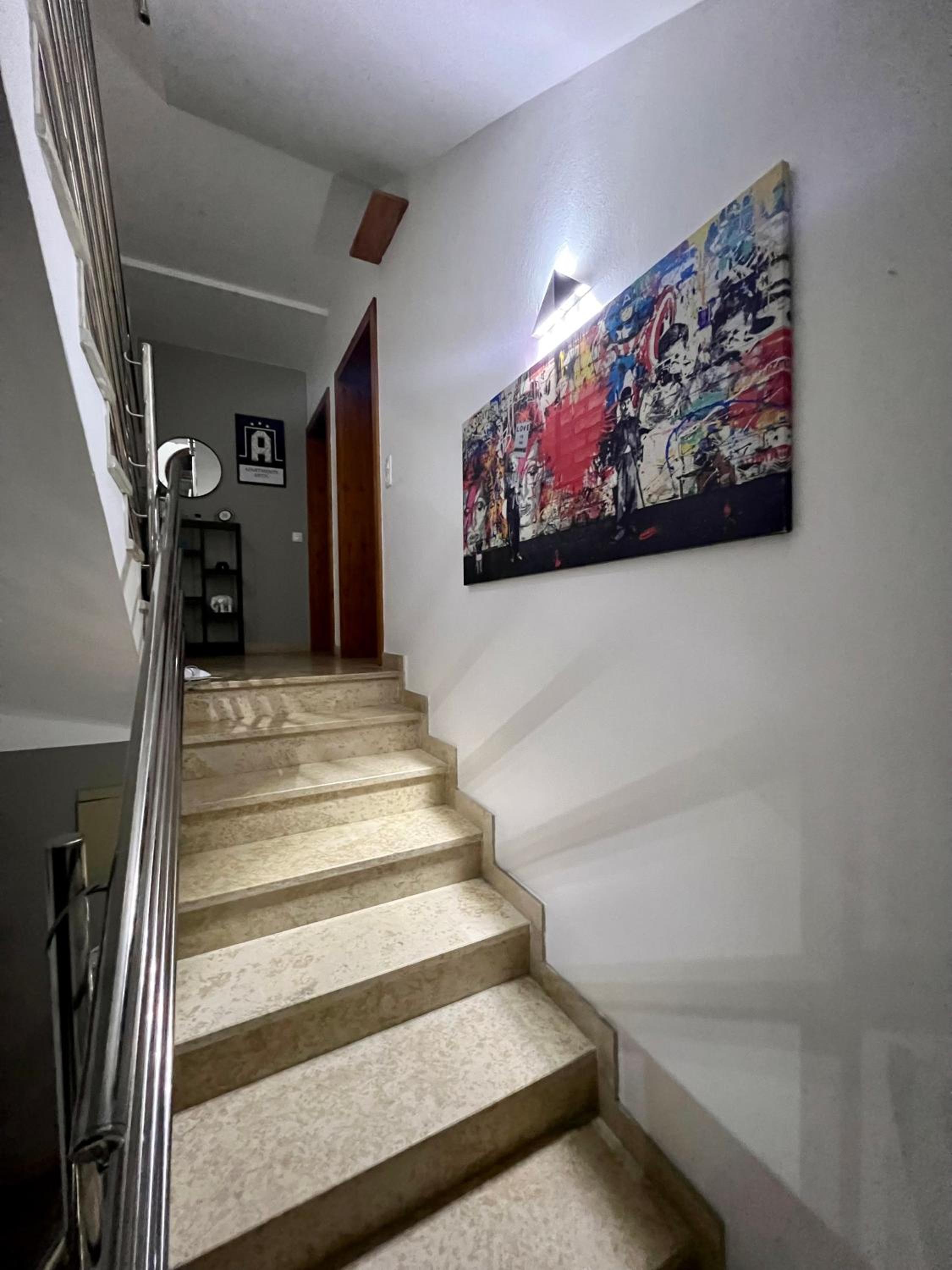 Photo 51