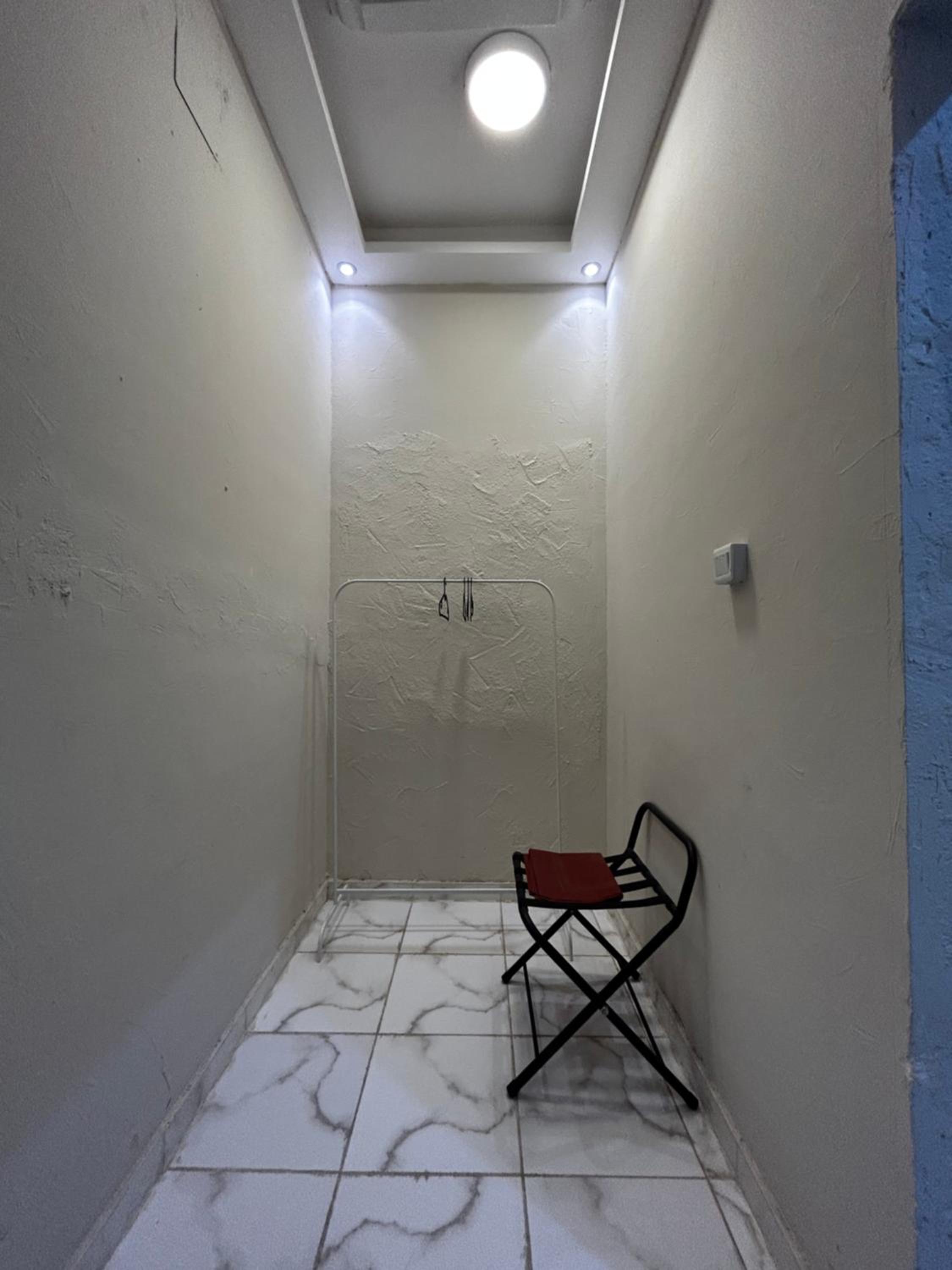 Bohemian Studio Self check-in