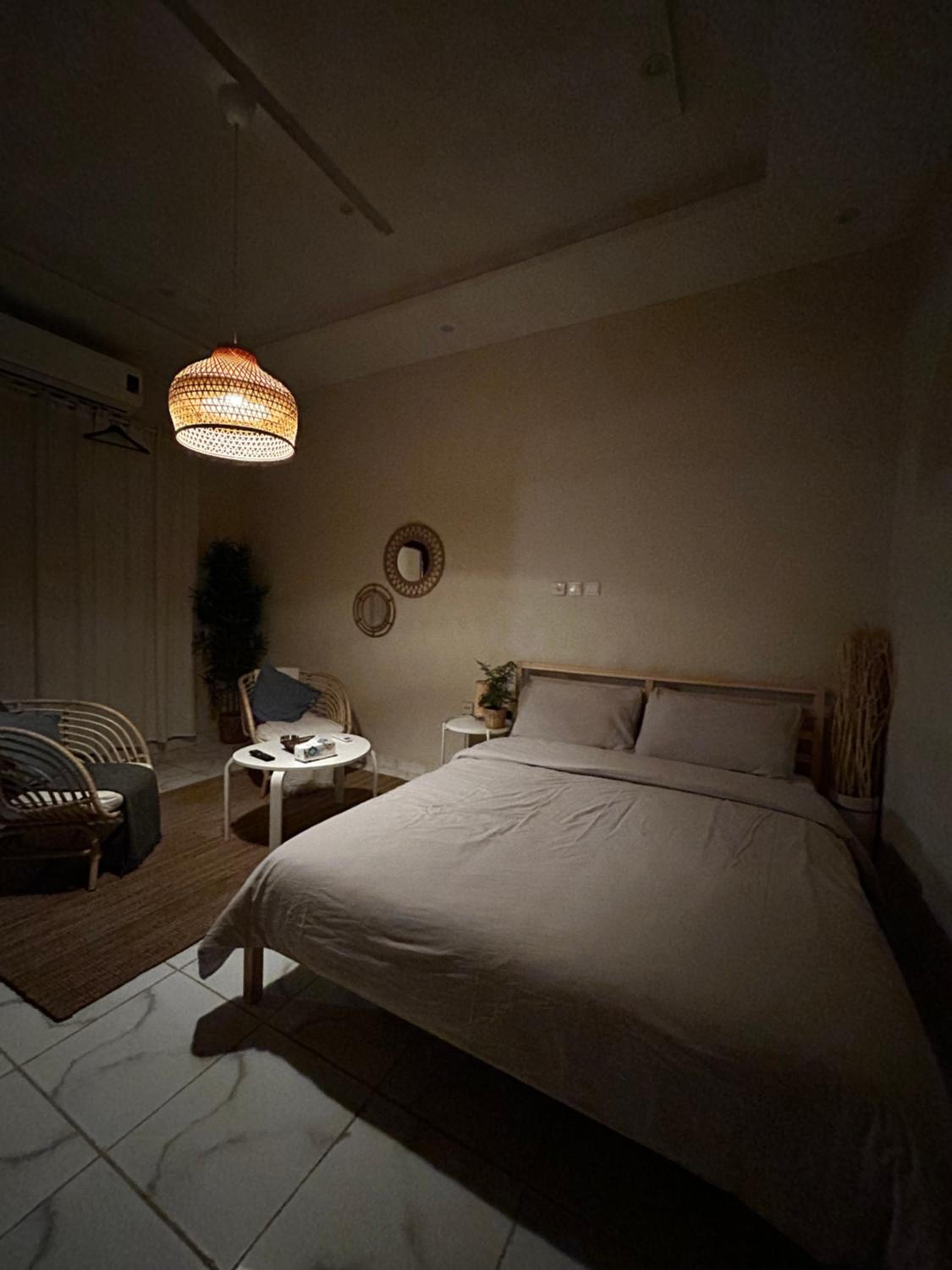 Bohemian Studio Self check-in