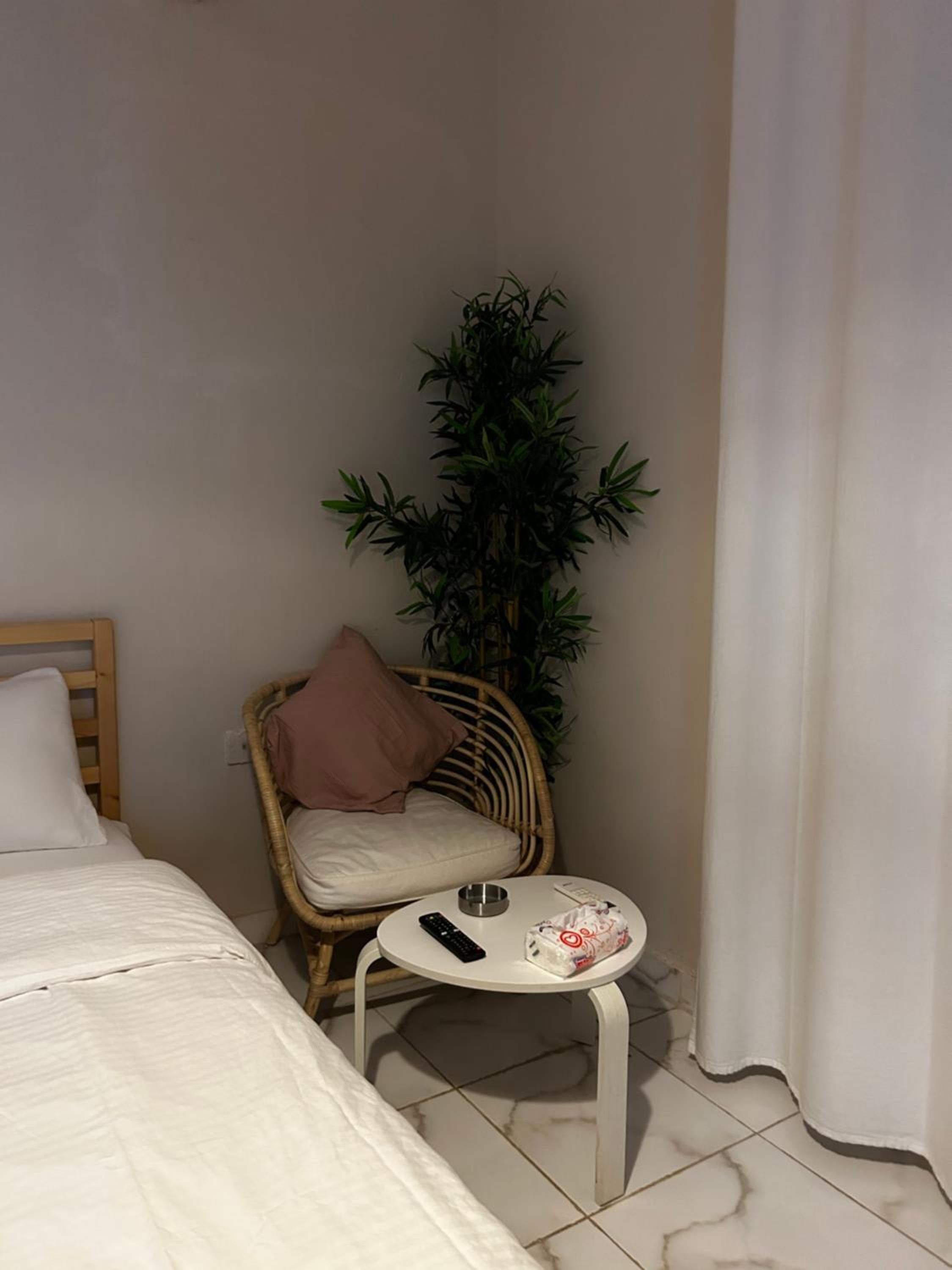 Bohemian Studio Self check-in