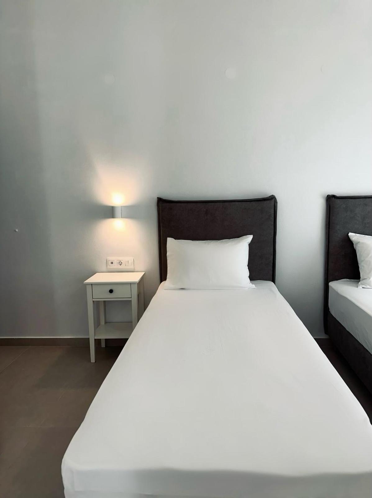 Anesis Apartment