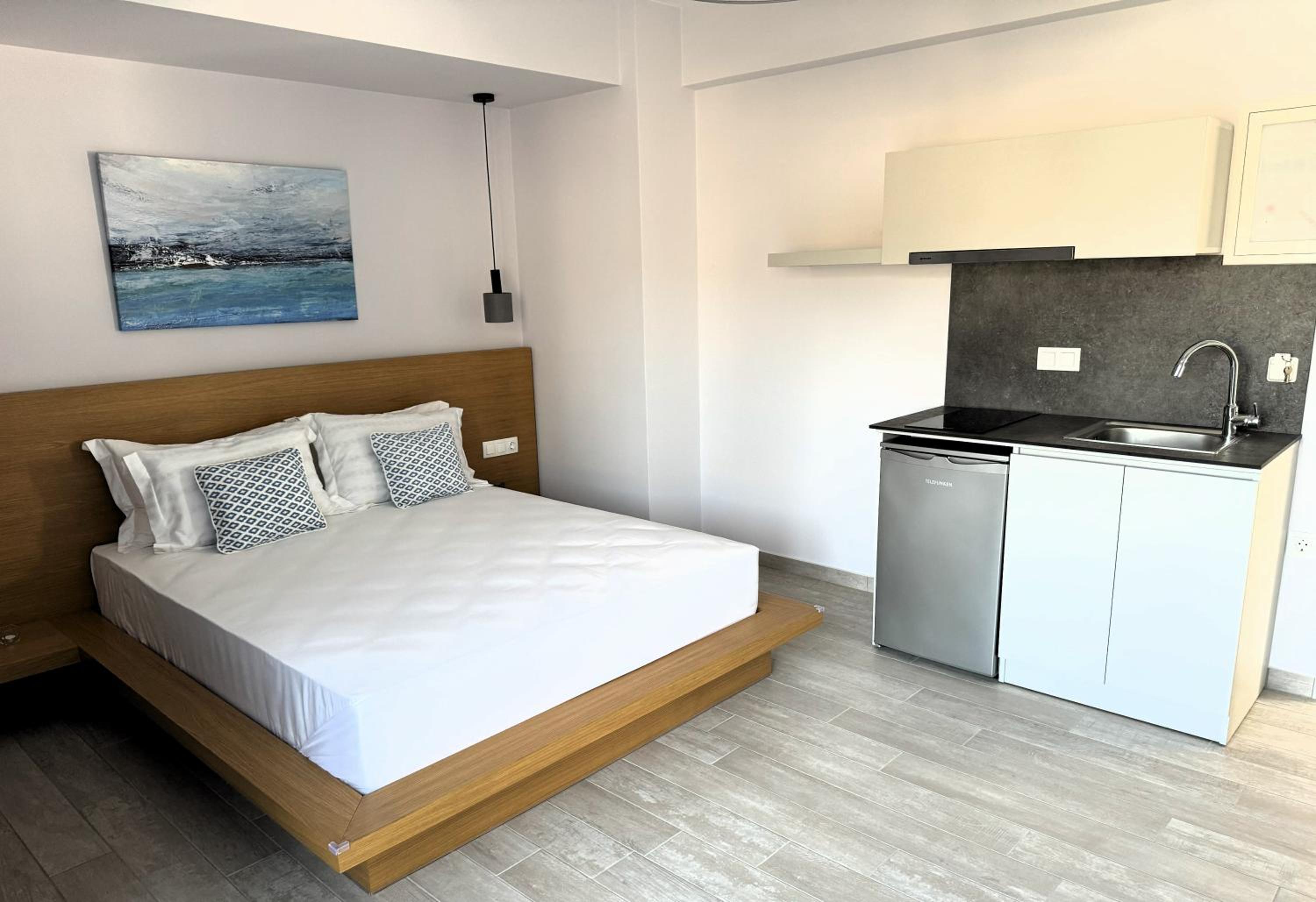 Acra Melia