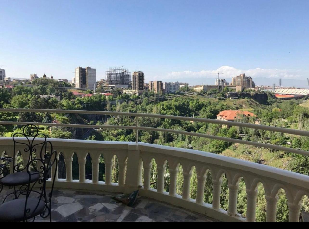 Hayk’s place