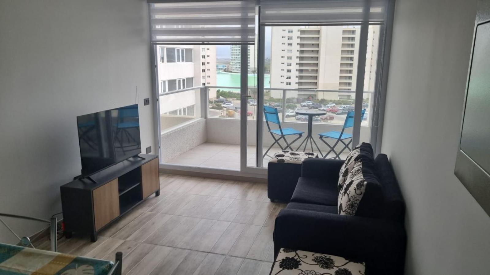 Cómodo departamento a pasos del mar con playa privada y laguna artificial