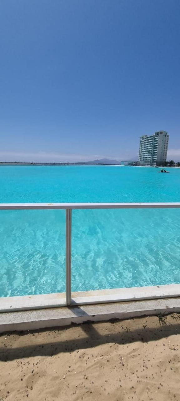 Cómodo departamento a pasos del mar con playa privada y laguna artificial
