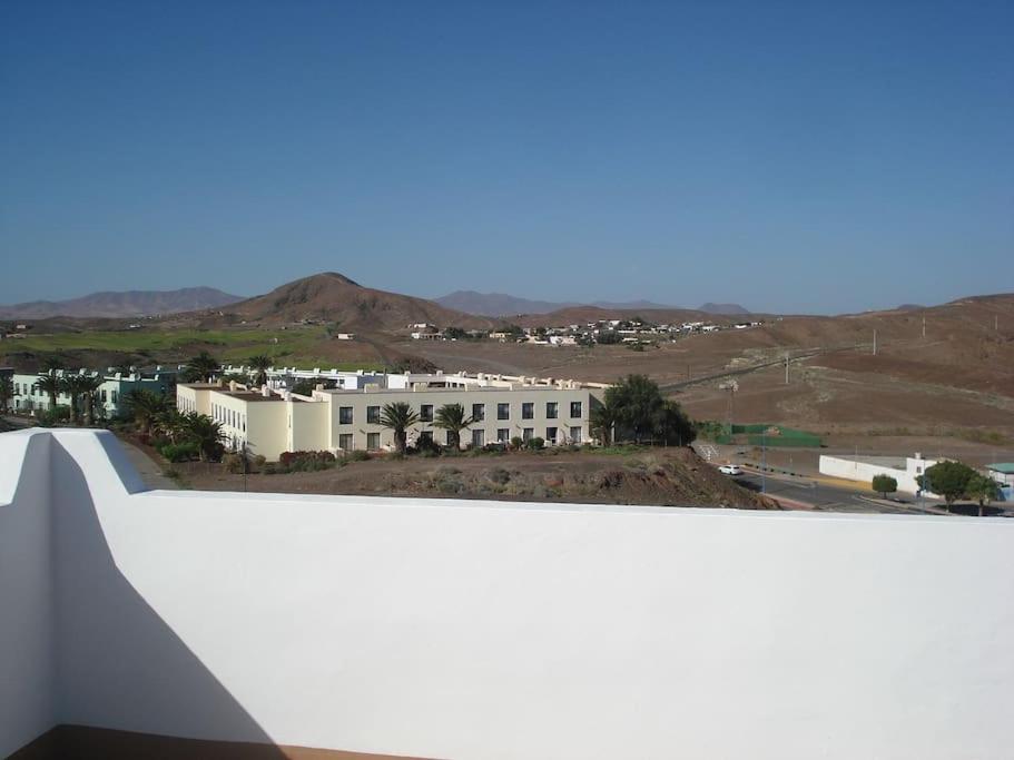 Lovely house Fuerteventura, cactus garden*sea view