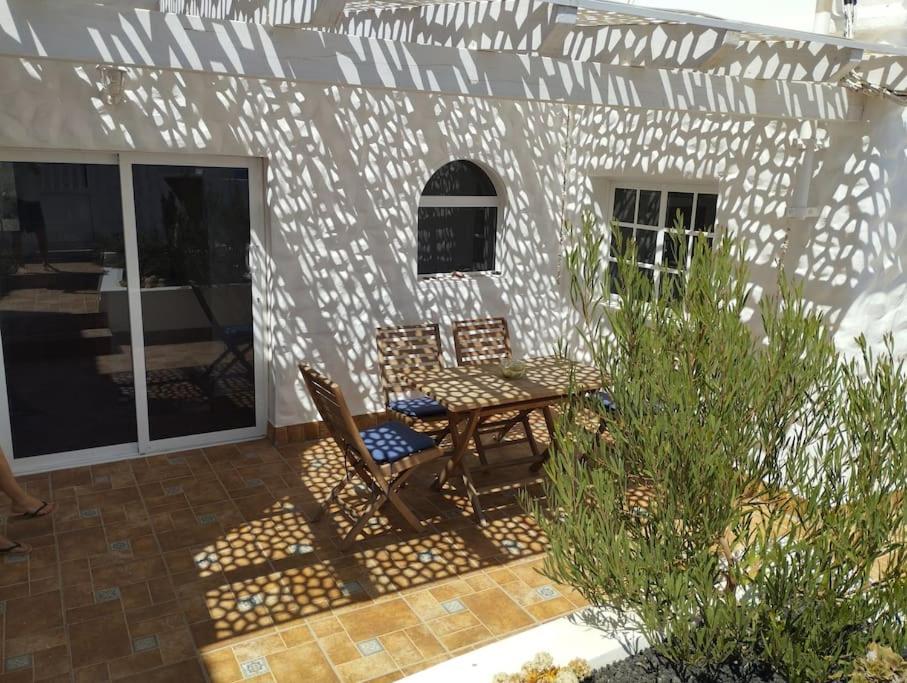 Lovely house Fuerteventura, cactus garden*sea view