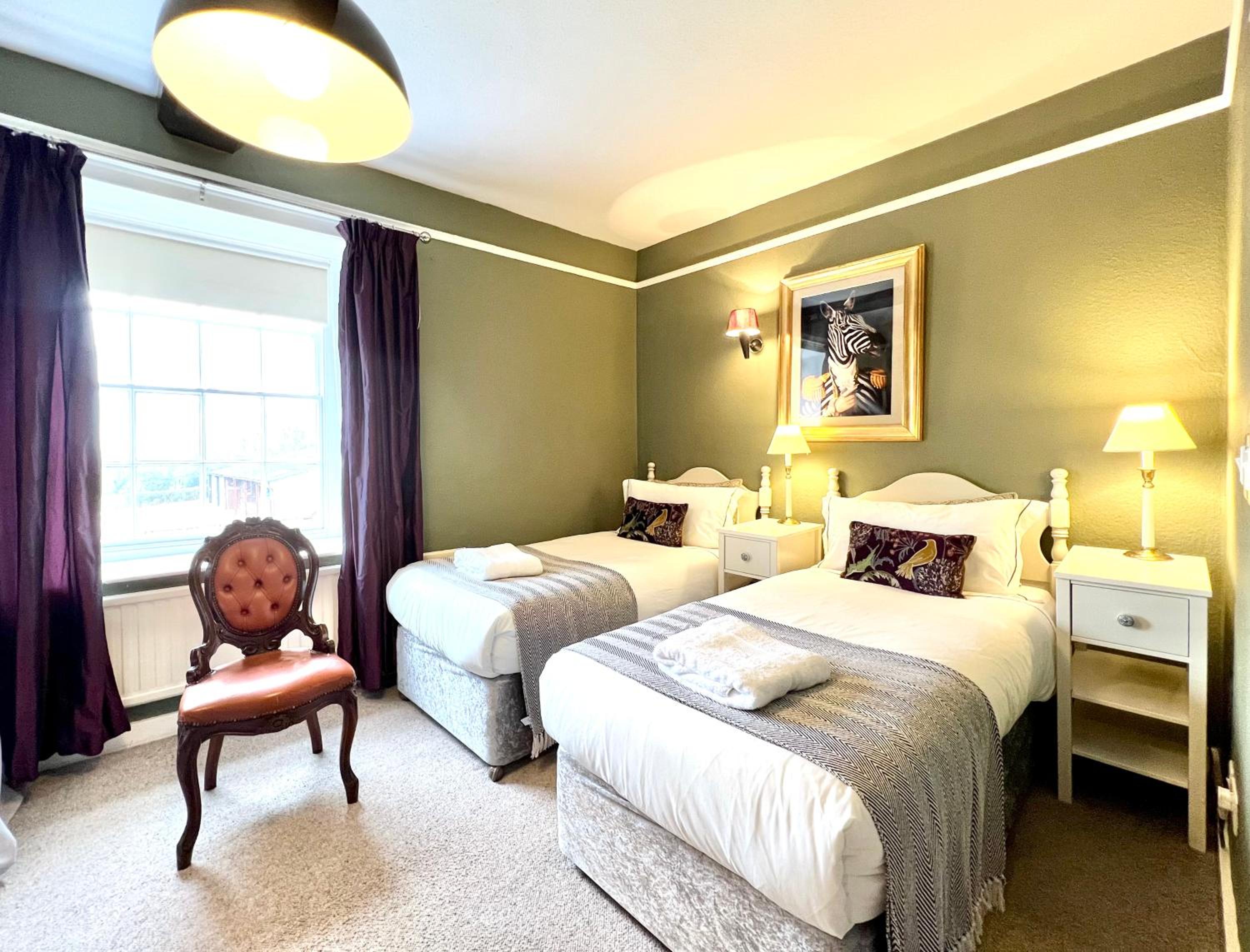 Colthrop Manor — 9