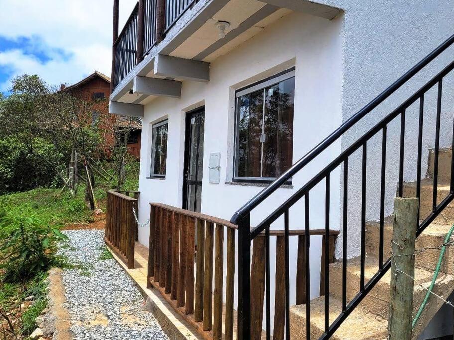Casa com 2 suítes em Lavras Novas