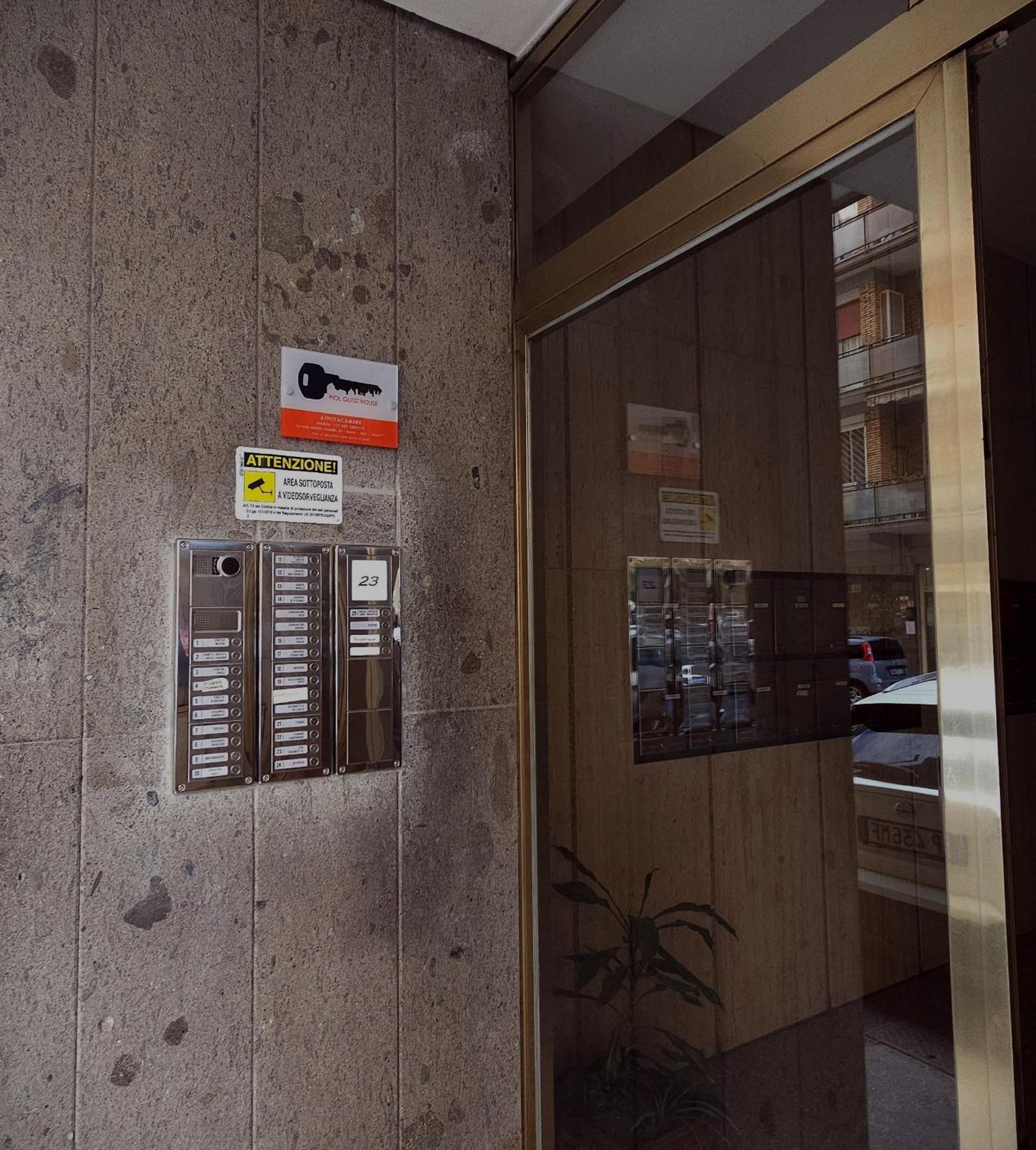 Piol Guest House