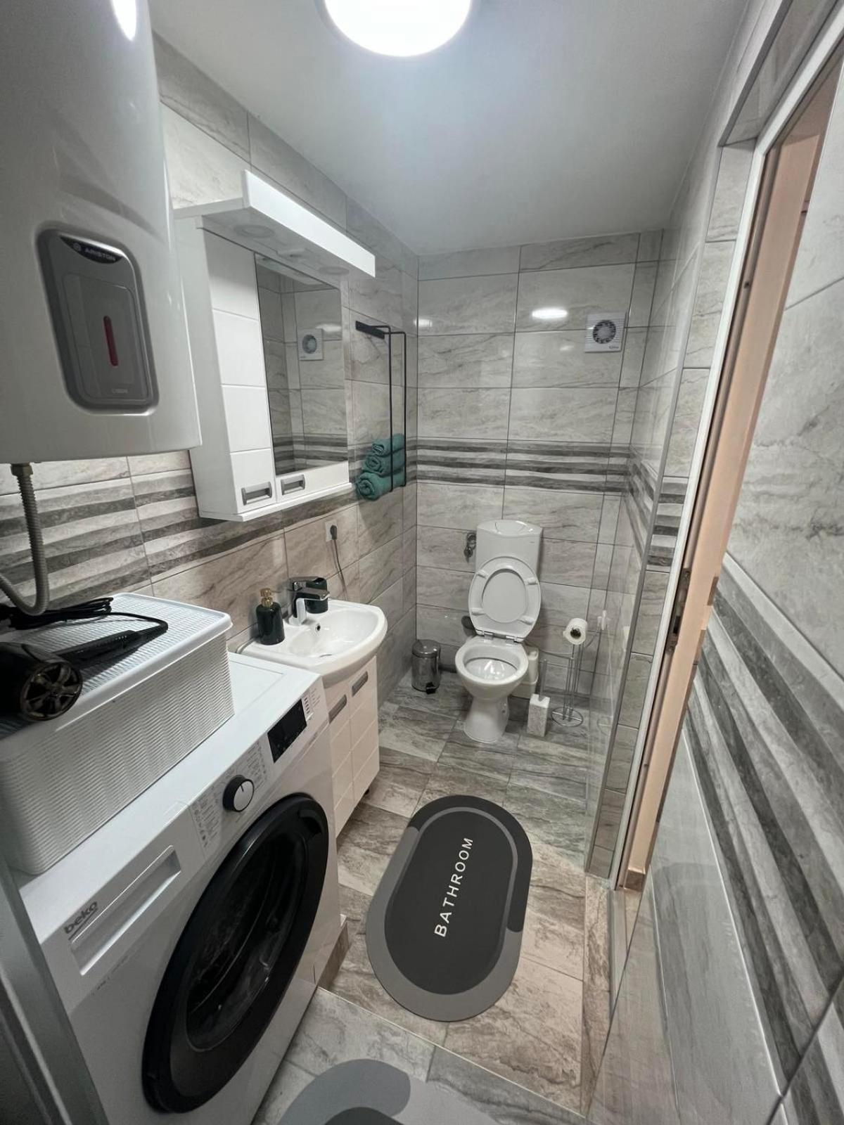 Agate Apartment