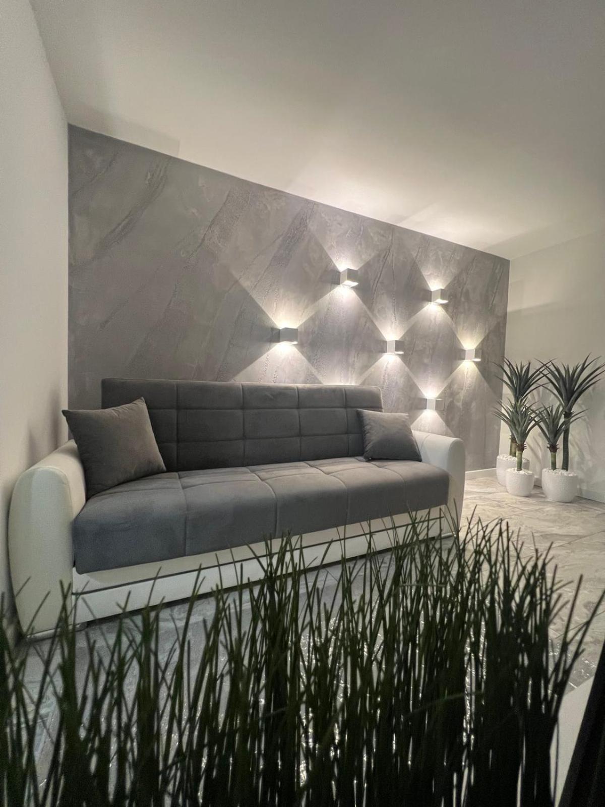 Agate Apartment
