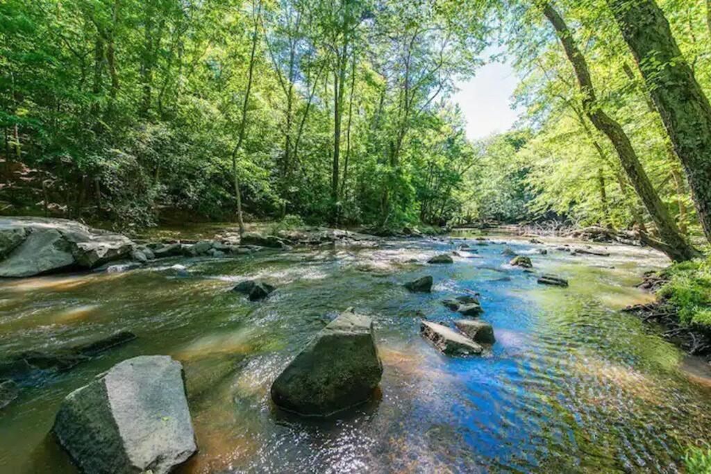 North Raleigh Private Retreat