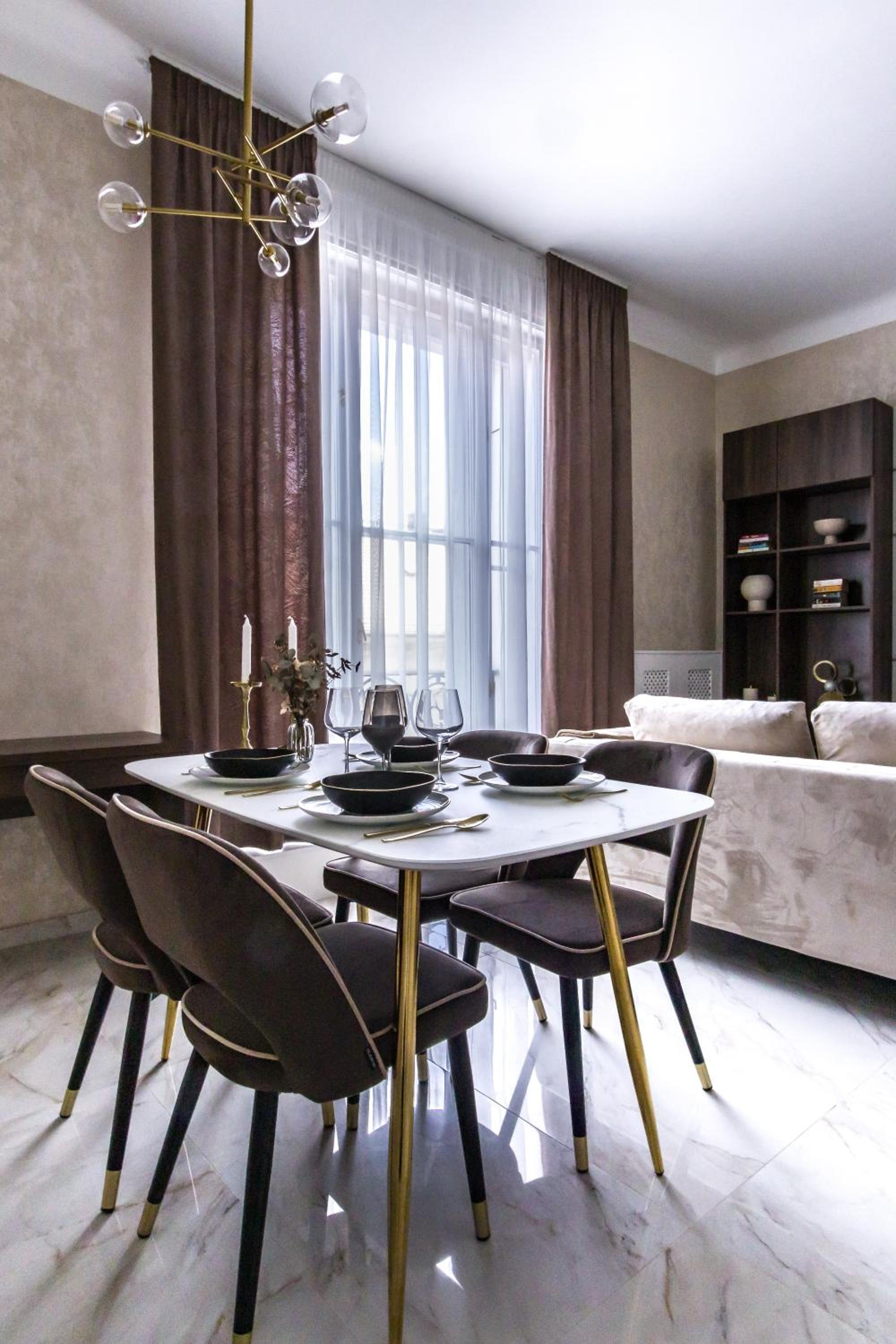 N16 Deluxe Apartment view 2