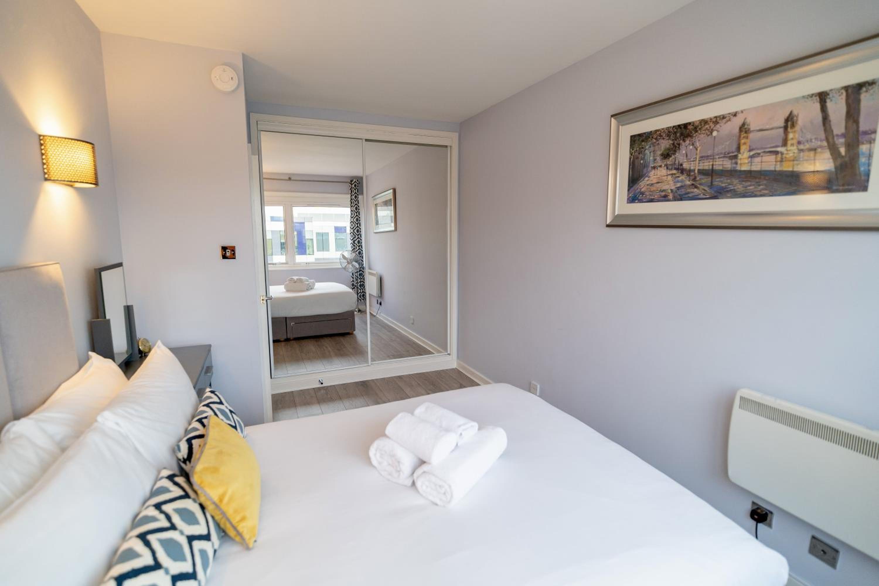 Modern Flat - Fantastic Location 10 min walking to Oxford Street!