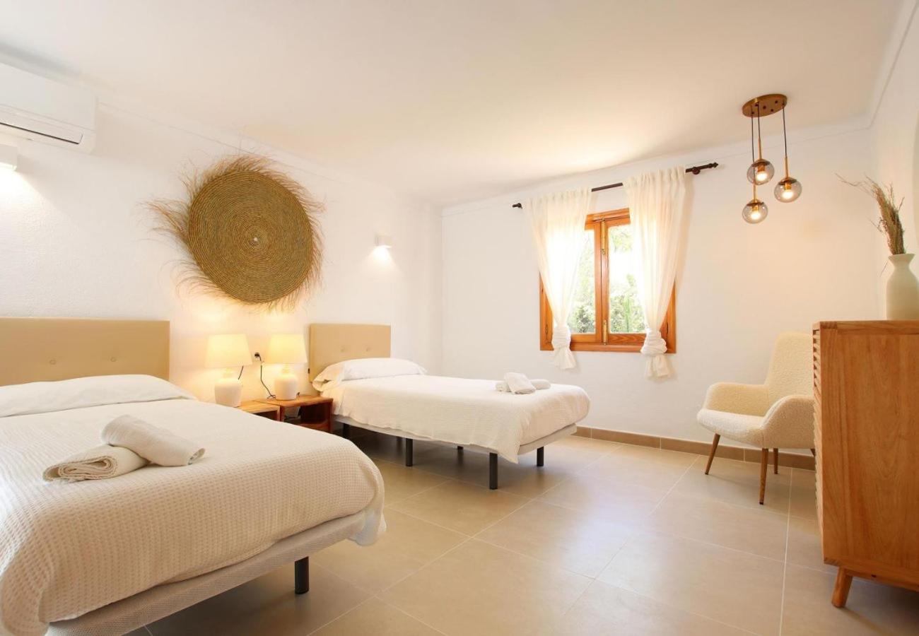 Relax just outside Pollensa recently renovated by Renthousing