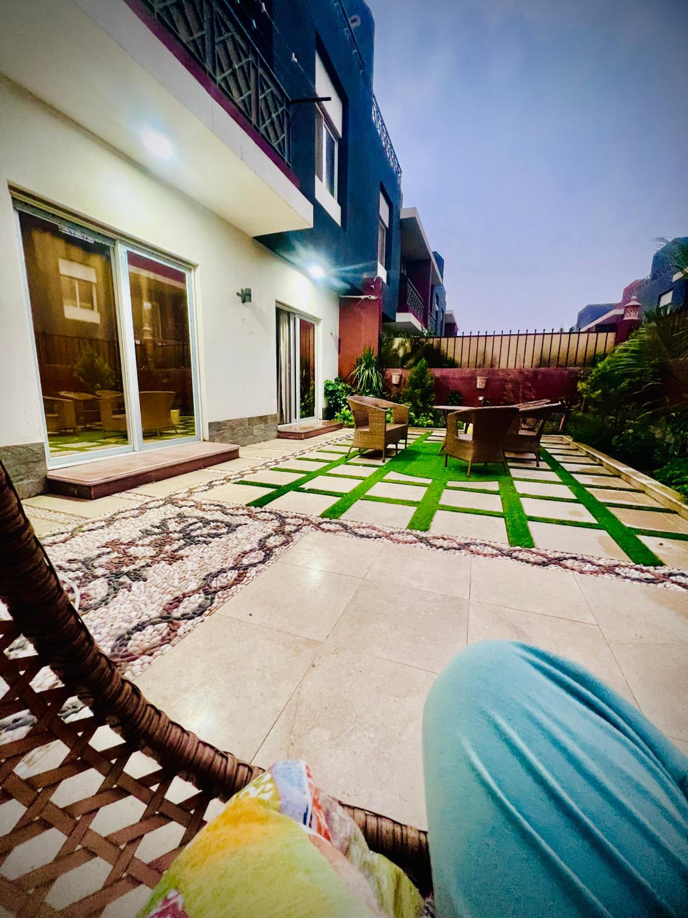 Villa Contenental residense El sheikh Zayed Beverly Hills