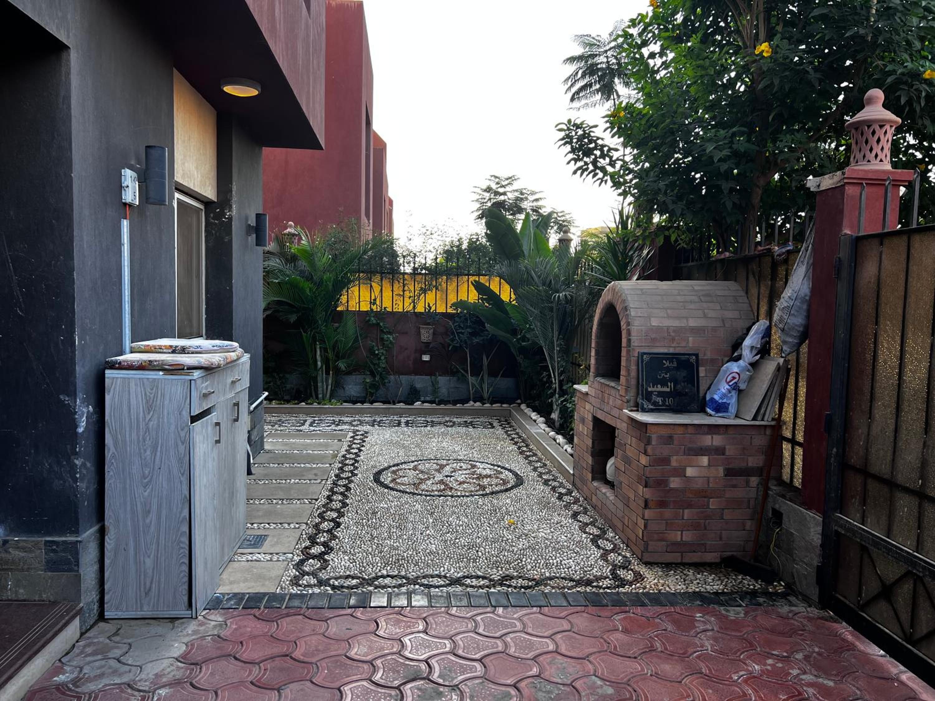 Villa Contenental residense El sheikh Zayed Beverly Hills