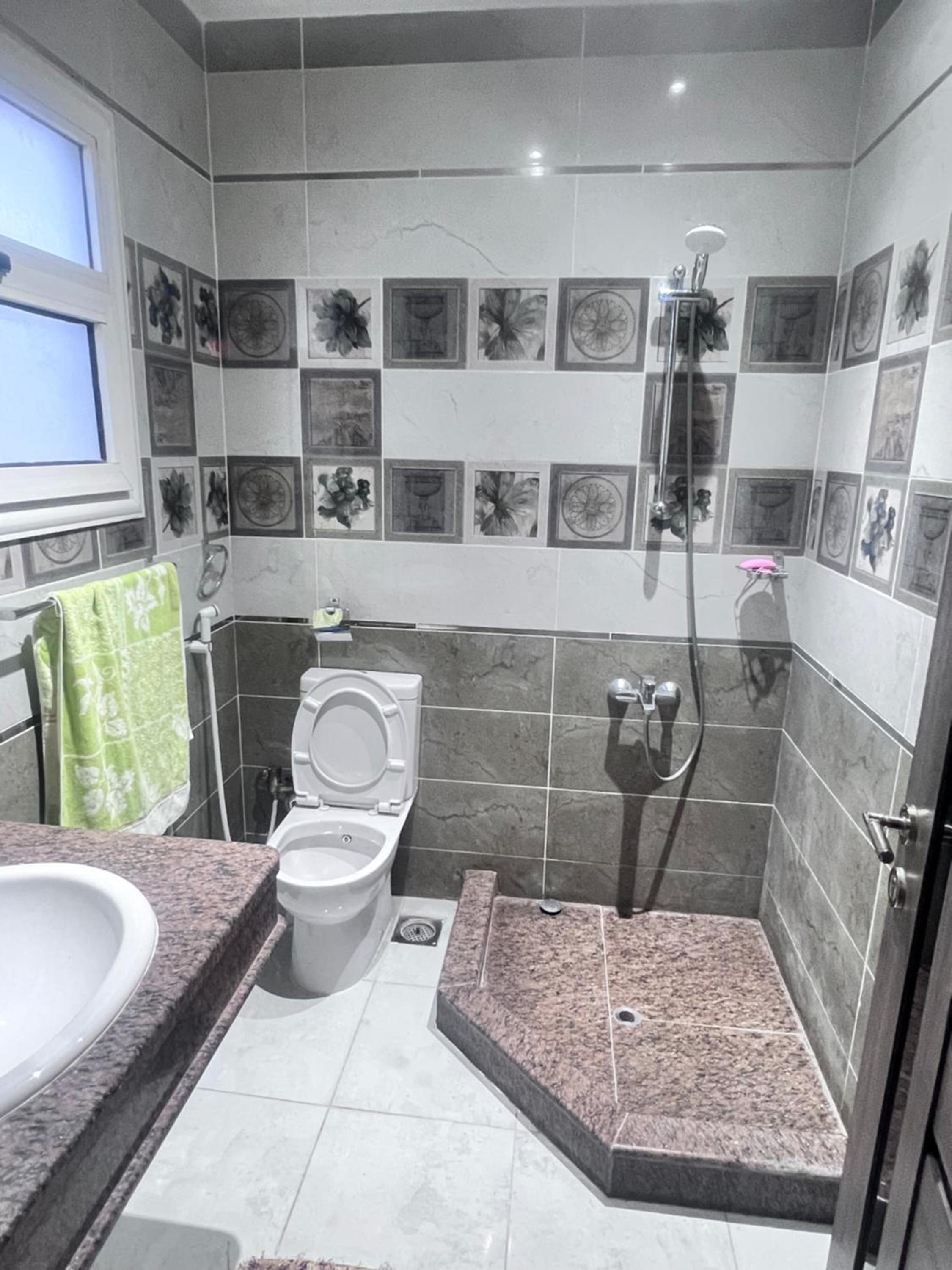 Villa Contenental residense El sheikh Zayed Beverly Hills
