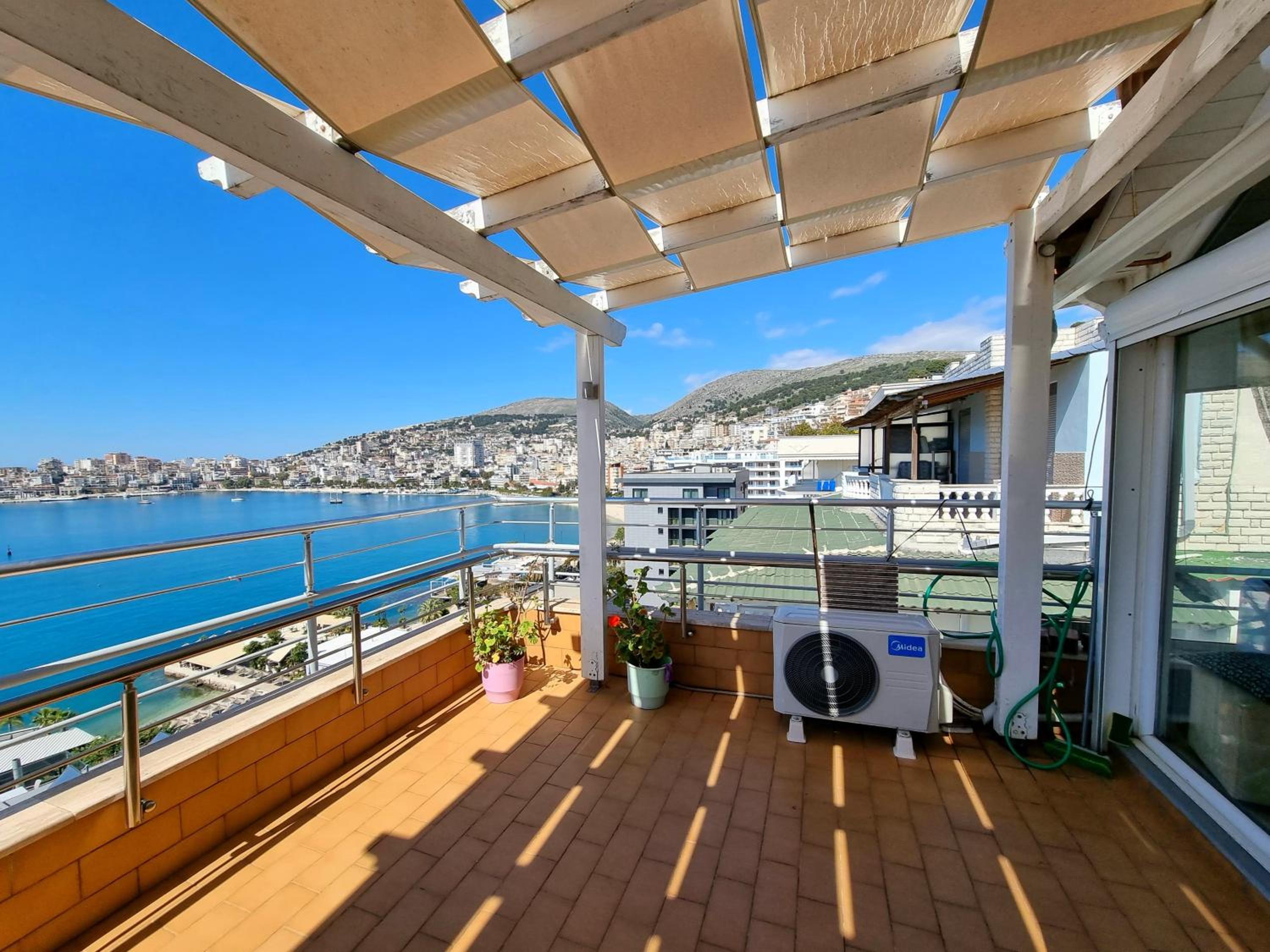 SeaView Golden Penthouse
