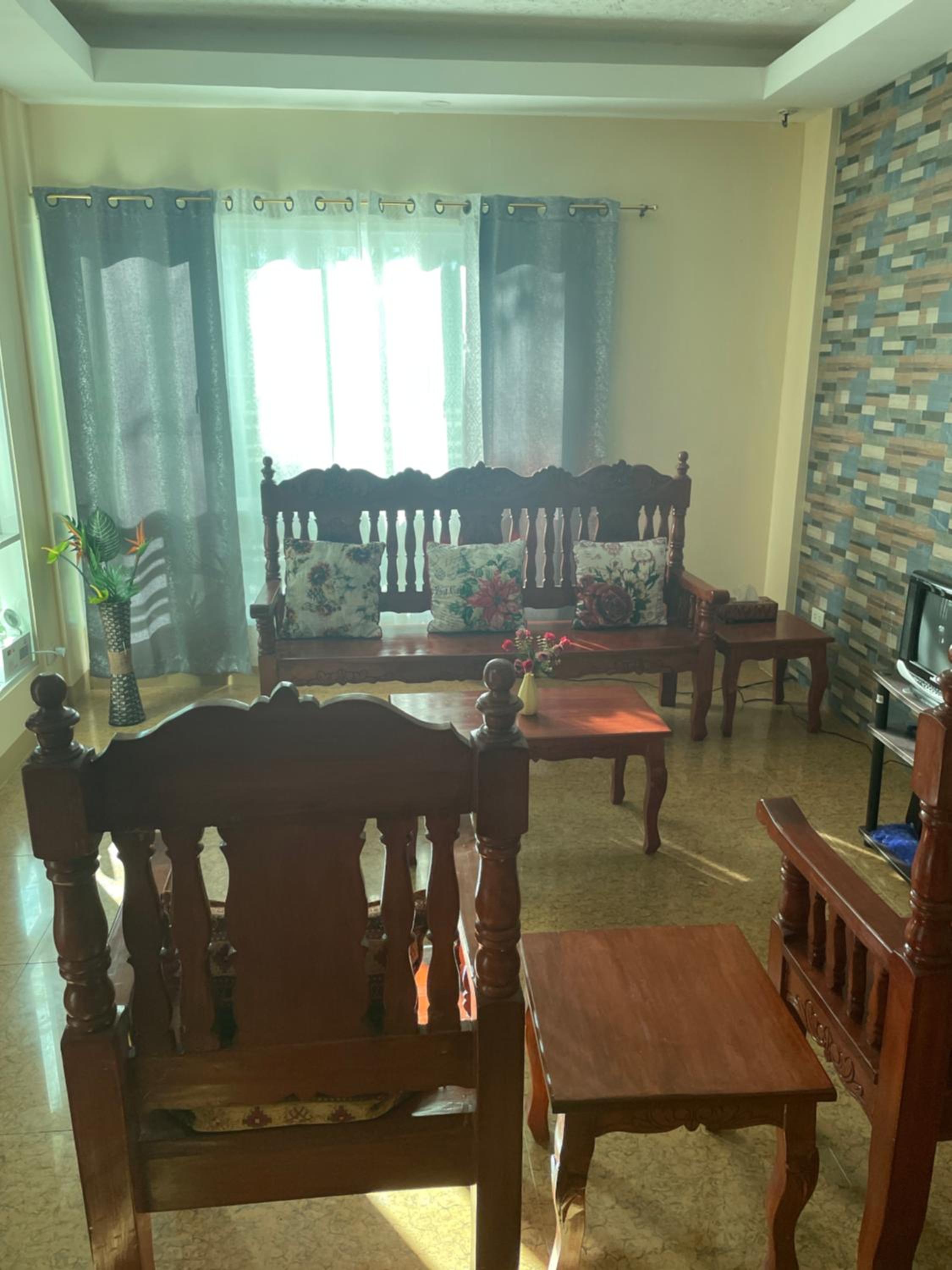 Adventurer's Vacation Home view 3