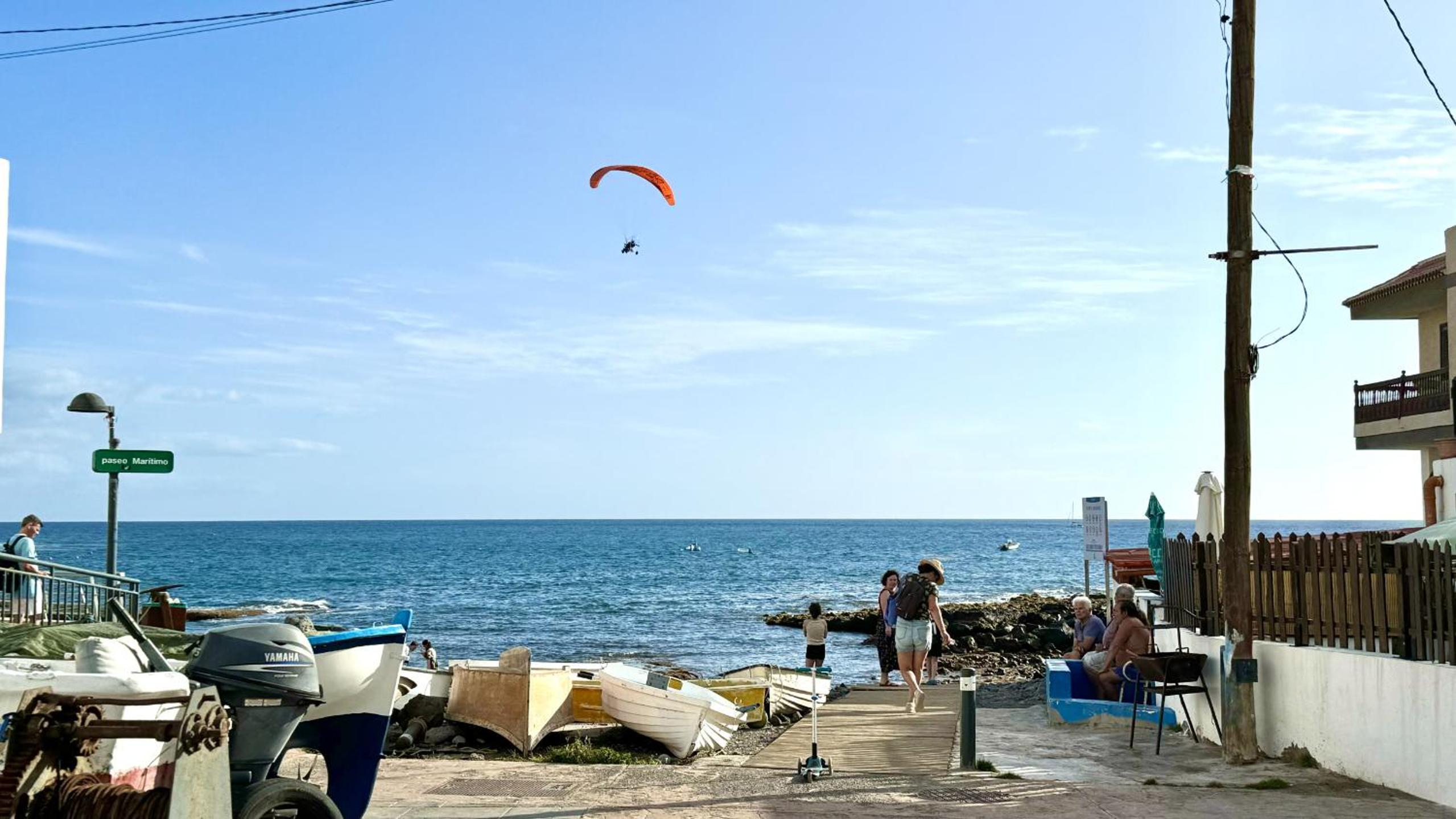 El Medano Surf Playa y Relax by Deihu Experiences view 3
