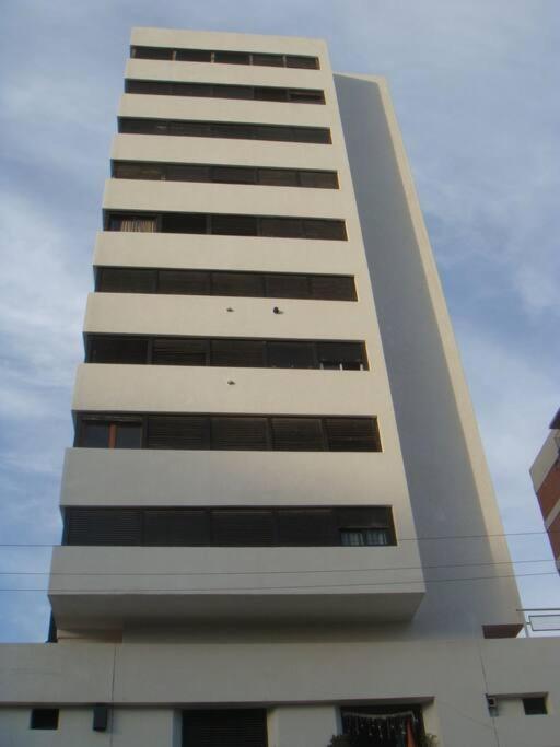 Departamento céntrico en Pinamar - solo familias