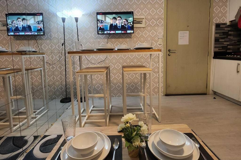 Homey 2br Apartment 2.0 in Makati view 4